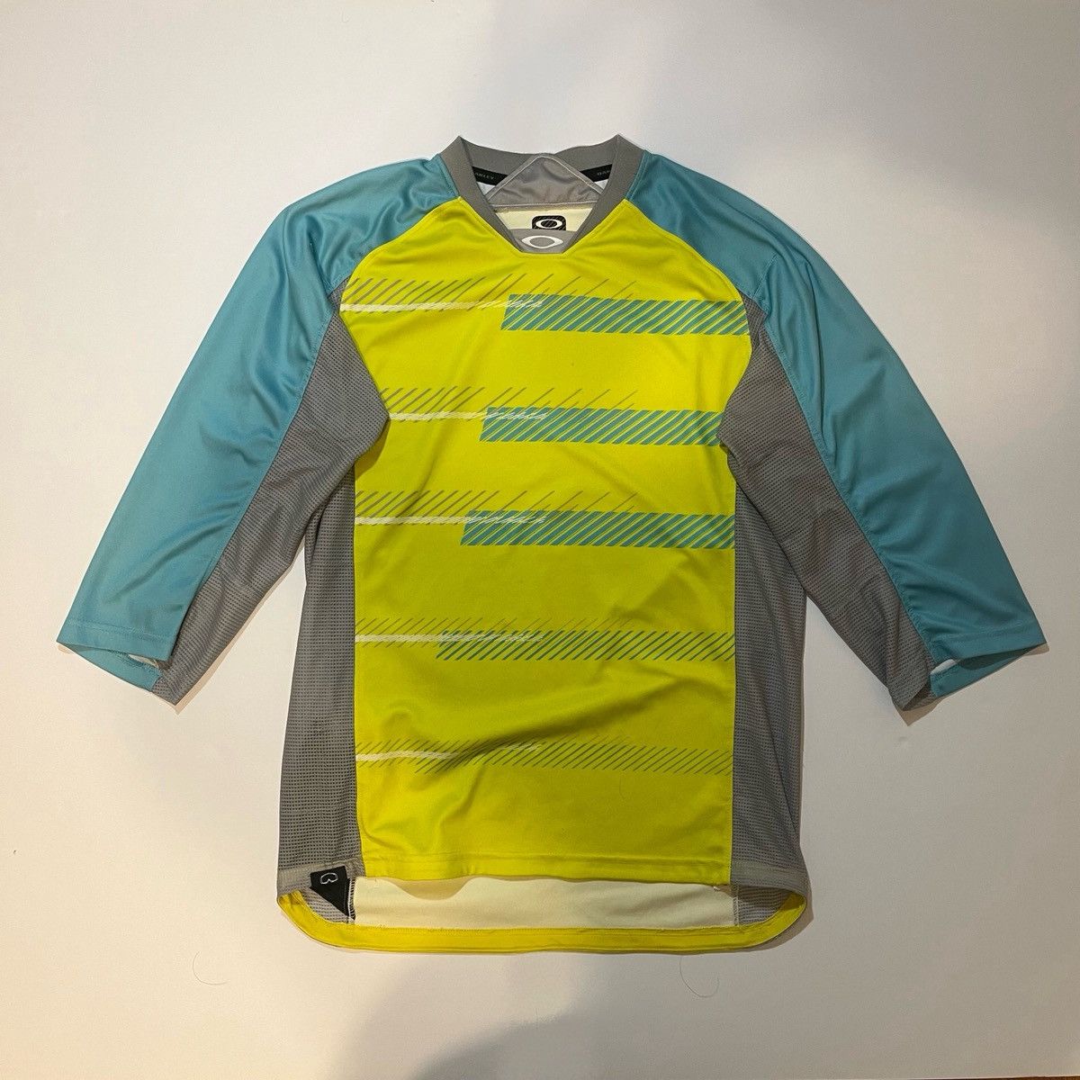 Oakley Oakley Y2K snowboarding long sleeve Size US M / EU 48-50 / 2 - 1 Thumbnail