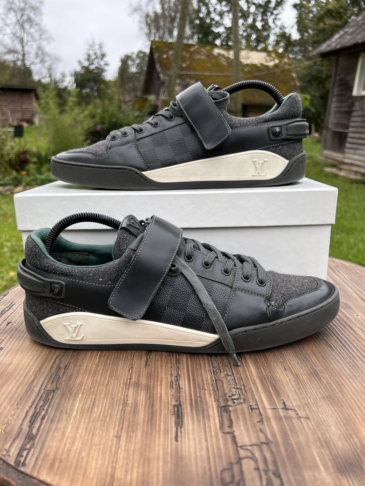 Louis Vuitton Louis Vuitton Elliptic Damier Graphite Low Top Sneakers Size US 7.5 / EU 40-41 - 1 Thumbnail