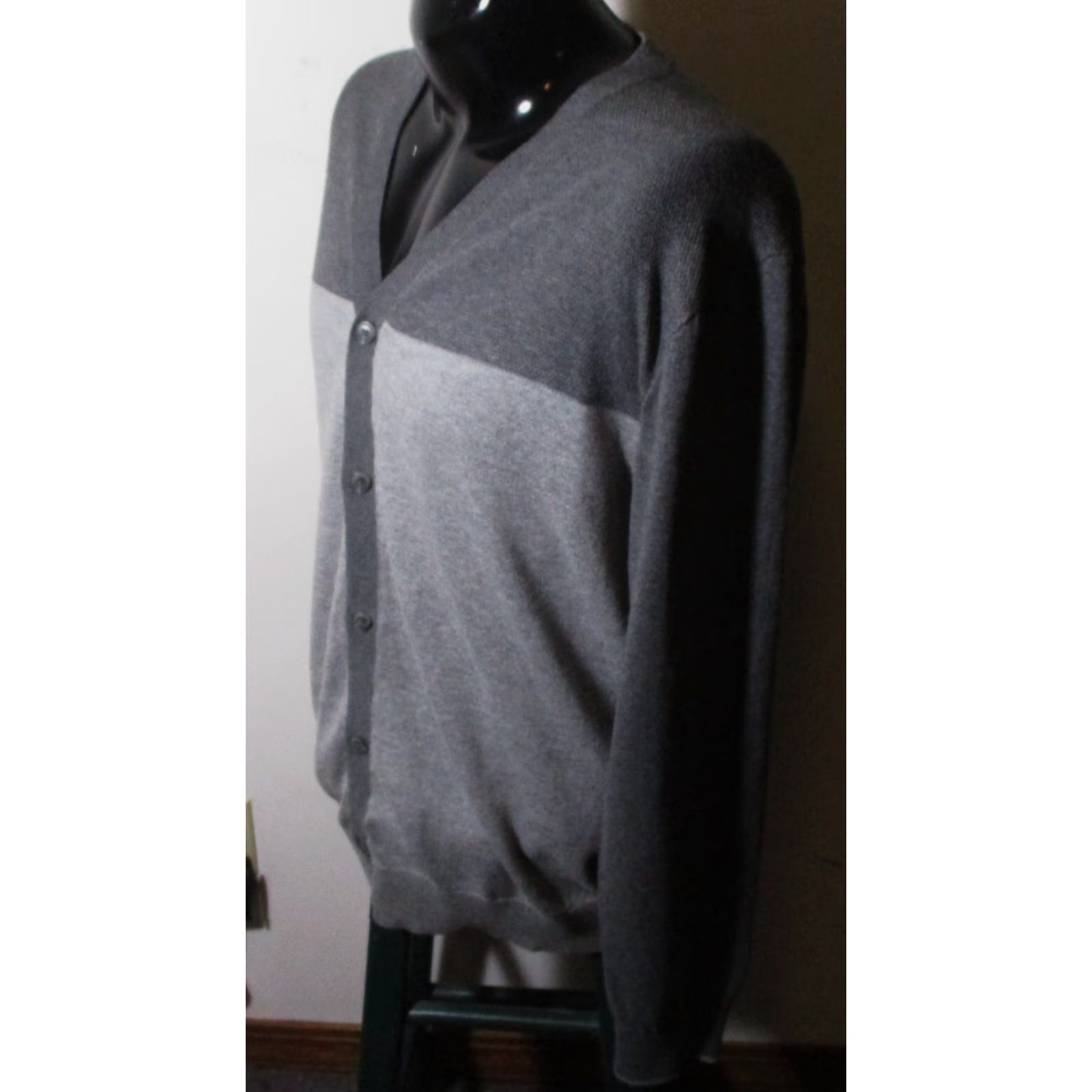 Liz Claiborne CLAIBORNE Gray Long Sleeve Cardigan Sweater Men's XL Size Cardigan Gray Long Sleeve Button Down All Seasons Size US XL / EU 56 / 4 - 4 Thumbnail