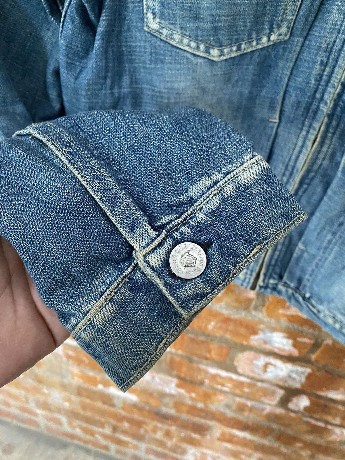 Versace Jeans Couture 1990s Denim Jacket Size S / US 4 / IT 40 - 10 Thumbnail