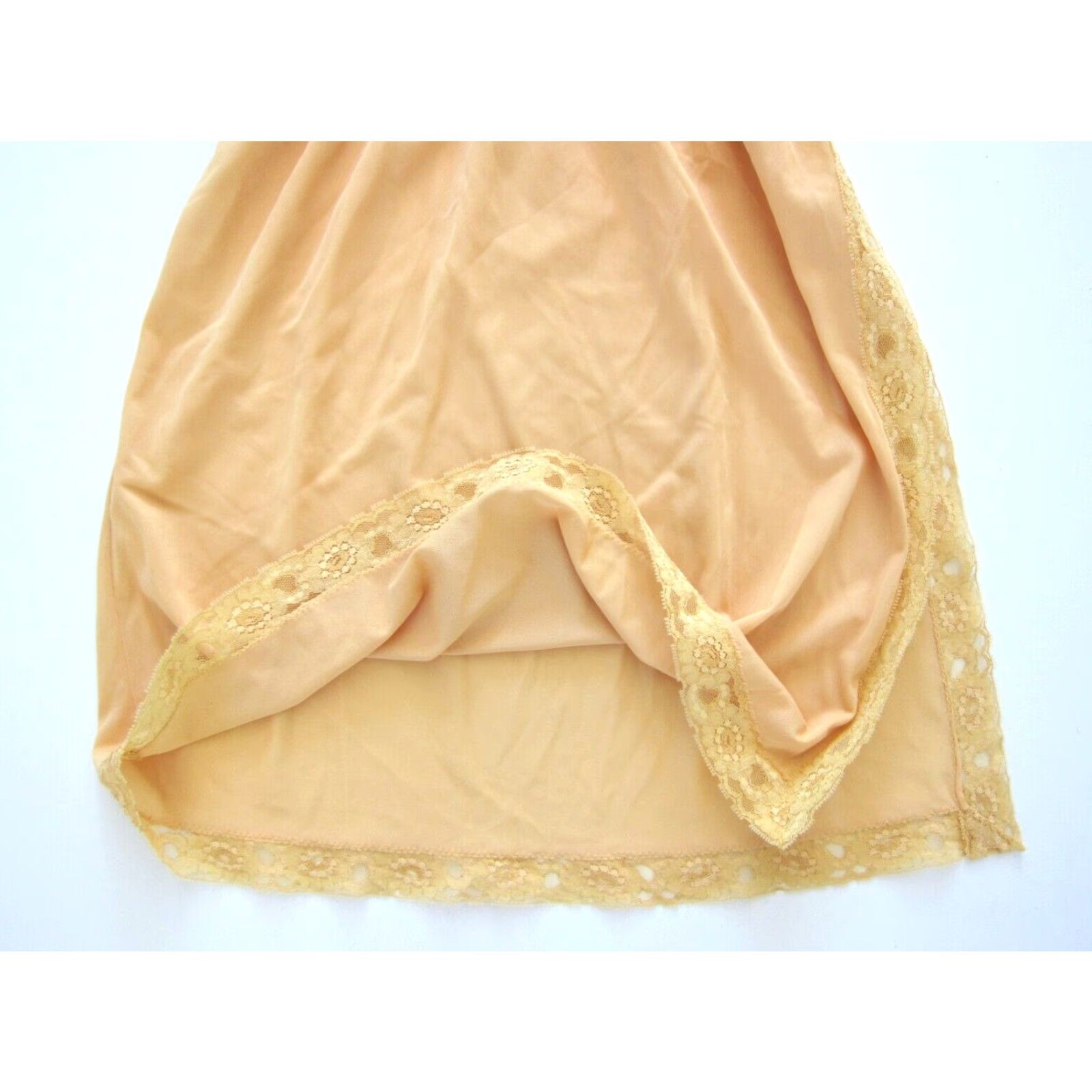 Vintage VINTAGE Texsheen Yellow Lace Sleeveless Nightgown Lingerie Short Stretch 100% nylon Womens S Small Dress Nightgown Size 28" / US 6 / IT 42 - 7 Thumbnail