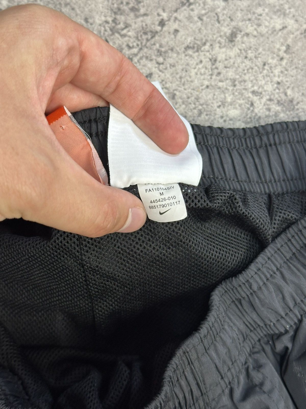 Nike Vintage Nike Drill Nylon Pants Y2M Embroidered Swoosh Logo Size US 32 / EU 48 - 10 Thumbnail
