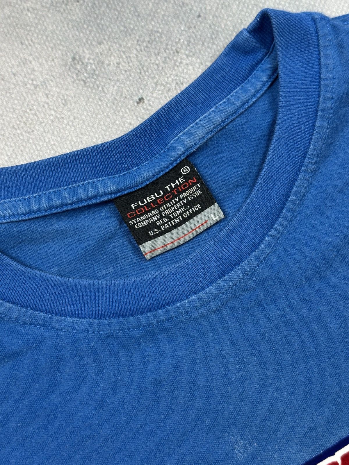 Fubu Fubu Street Vibe Graphic T Shirt Blue Y2K Hip Hop Vintage Size US S / EU 44-46 / 1 - 12 Thumbnail