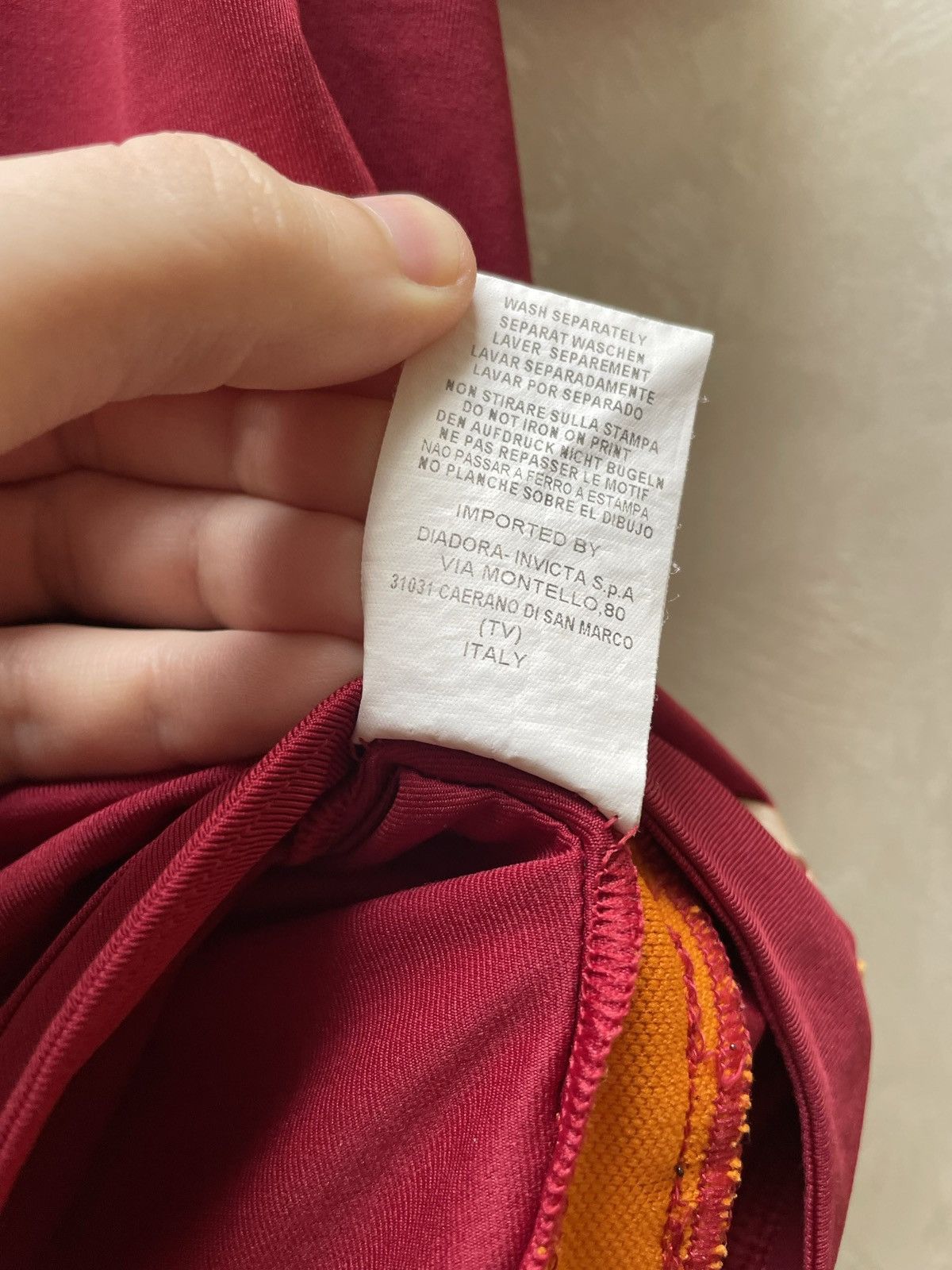 Diadora × Vintage TOTTI ROMA 2006 2007 HOME SHIRT SOCCER JERSEY VINTAGE Size US M / EU 48-50 / 2 - 7 Thumbnail