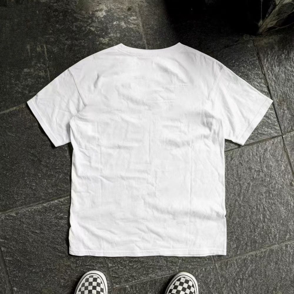 Vintage White street casual retro rainbow print t-shirt Size US M / EU 48-50 / 2 - 2 Thumbnail