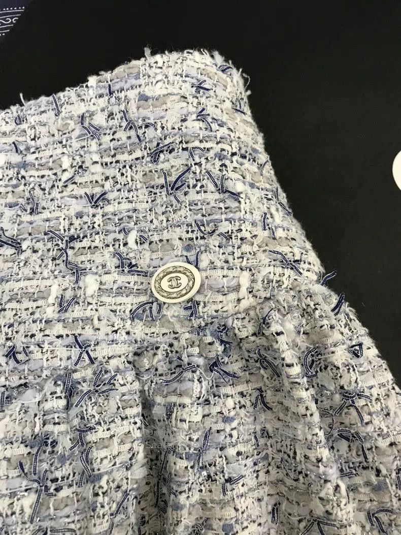 Chanel Chanel Cruise Blue Woven Skirt. Size US 36 / EU 52 - 3 Thumbnail