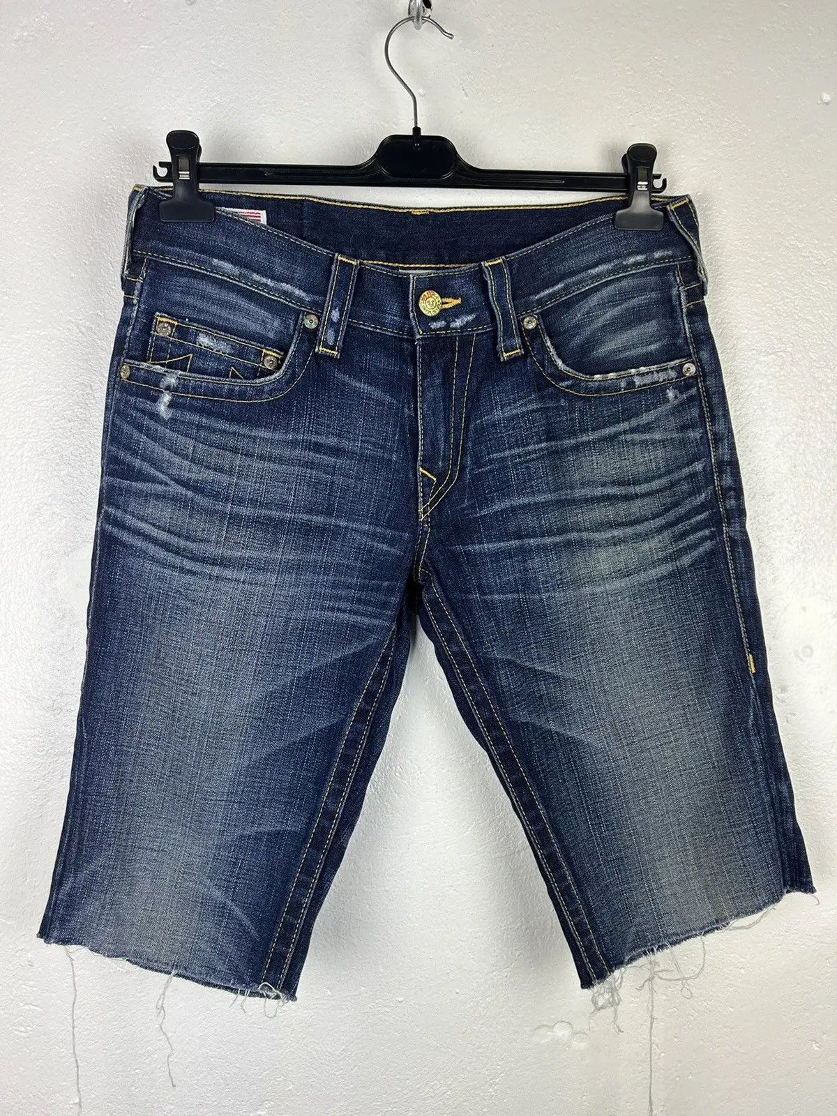 True Religion True Religion Bobby Embroidered Skull Denim Shorts W32 Size 32" / US 10 / IT 46 - 4 Thumbnail