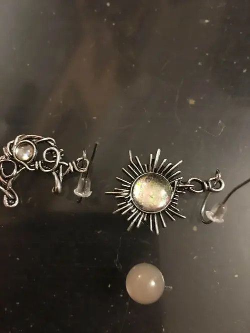 Japanese Brand Fashionable earrings “Sun and Moon” Size ONE SIZE - 3 Thumbnail