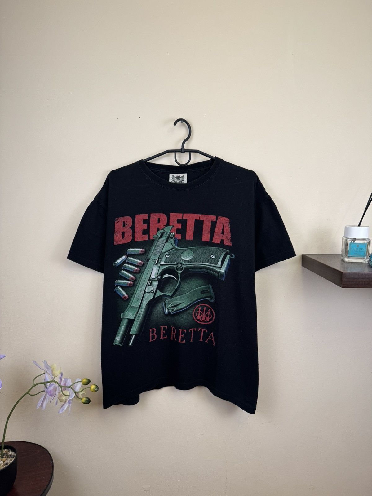 Japanese Brand Vintage Y2K Beretta Gun T-Shirt Gun Art RARE Streetwear Size US XXL / EU 58 / 5 - 1 Thumbnail