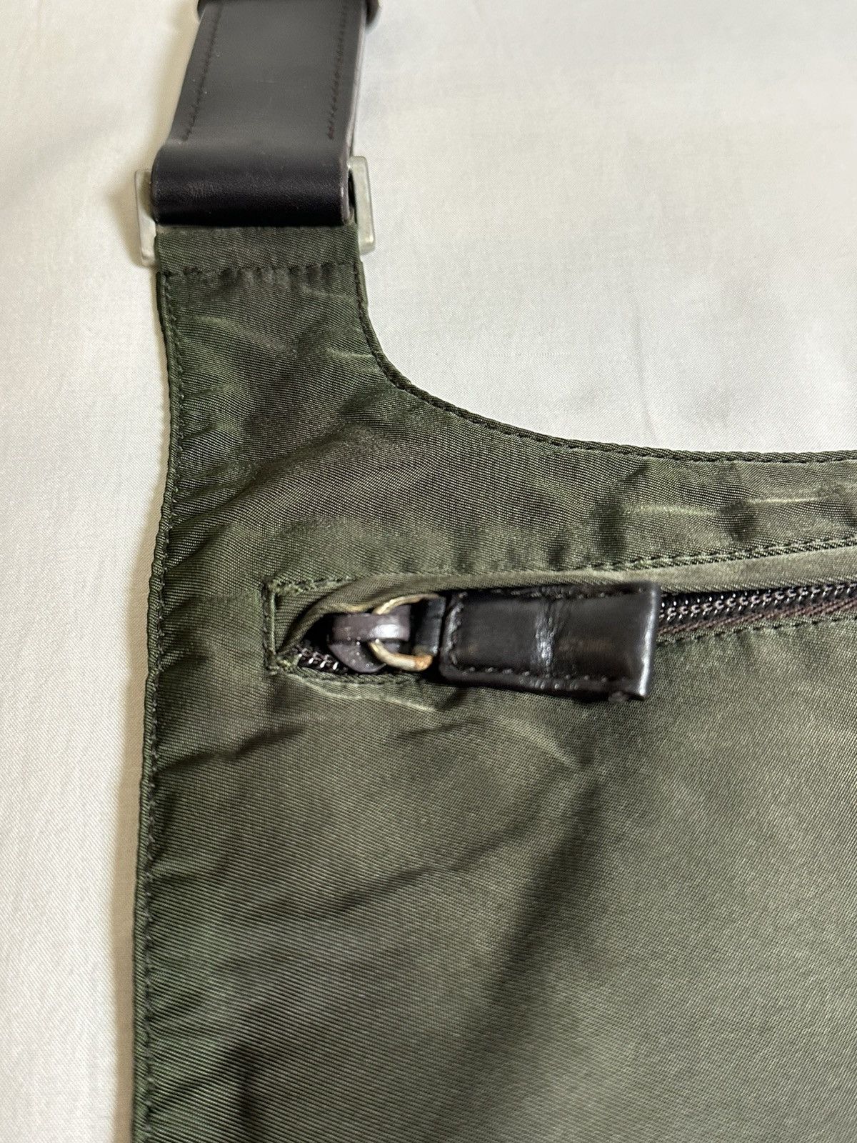 Prada Prada nylon side bag or similar crossbody bag. Size ONE SIZE - 7 Thumbnail