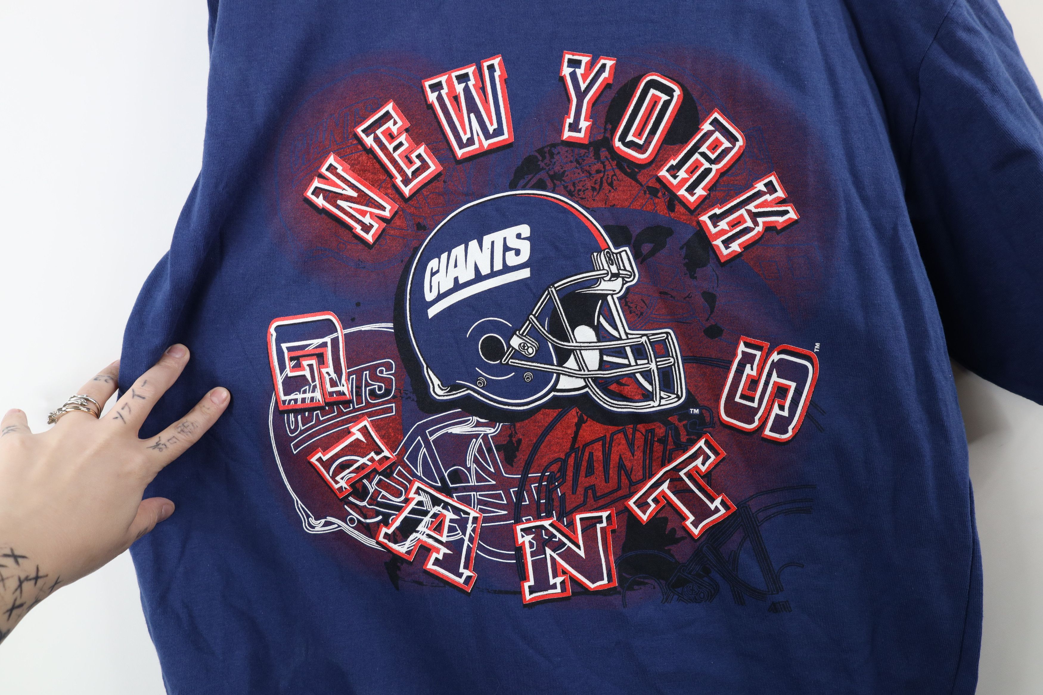 Vintage Deadstock Vintage 90s New York Giants Football T-Shirt USA Size US L / EU 52-54 / 3 - 4 Thumbnail