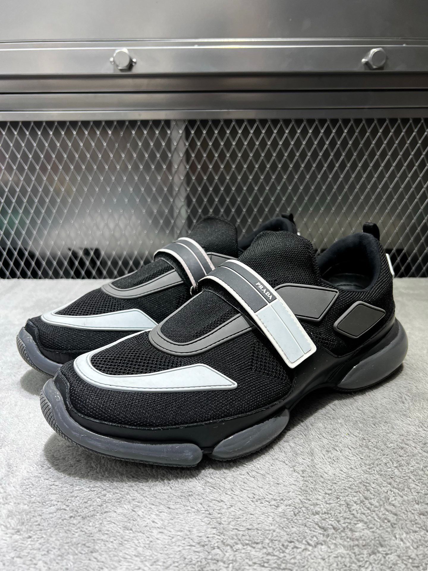 Prada Prada Gray Lowtop Sneakers 43.5 Men Size US 10.5 / EU 43-44 - 1 Thumbnail