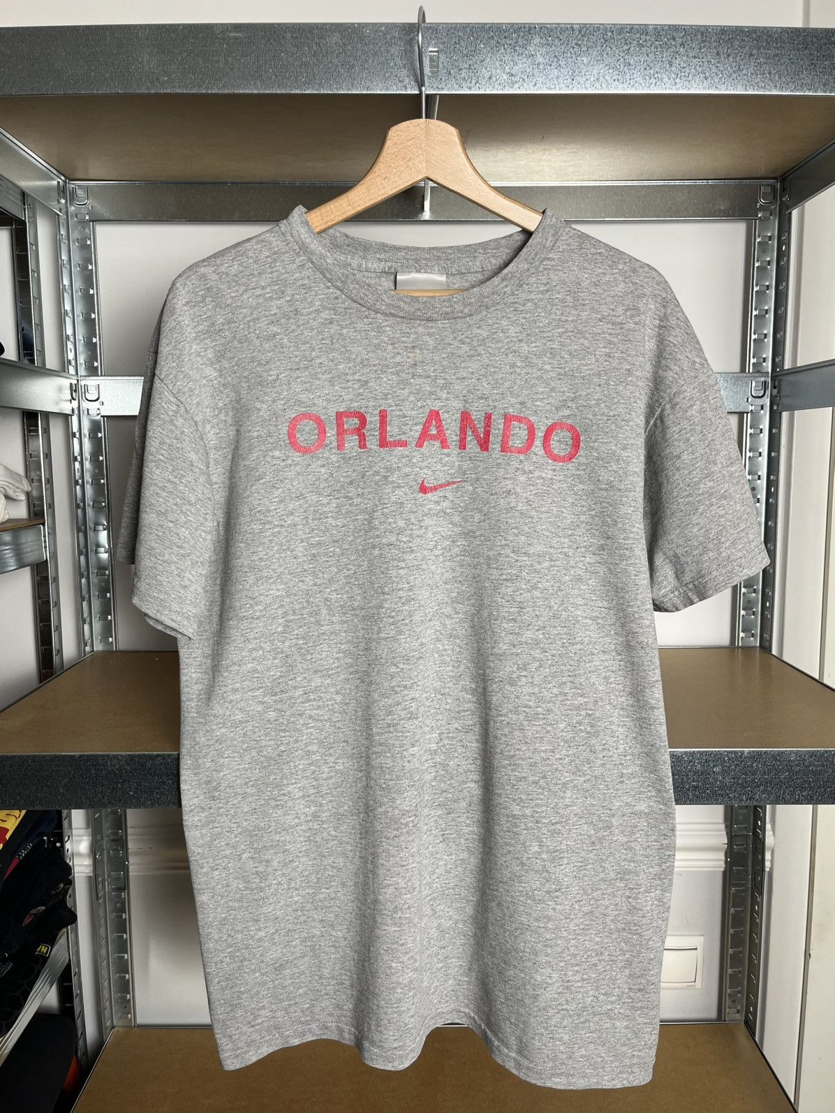 Nike × Vintage Vintage 2000s Nike Orlando Grey T-shirt Size US L / EU 52-54 / 3 - 1 Thumbnail