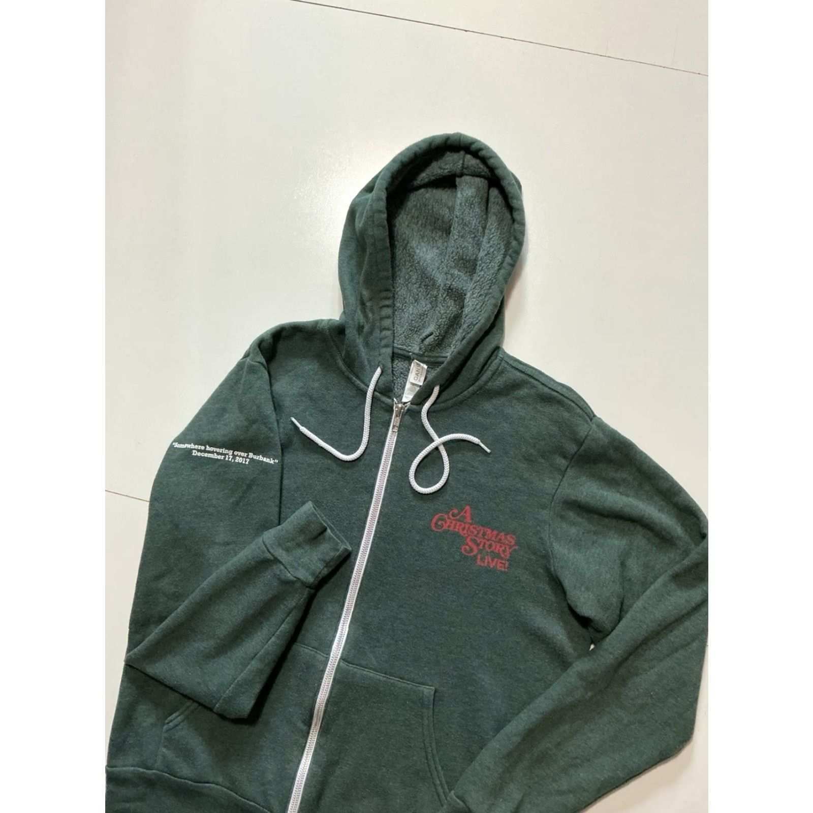 Vintage A Christmas Story Live! 2017 Musical Comedy Official Merch Full Zip Green Fleece Hoodie Sz. S Mens Hoodie Size US S / EU 44-46 / 1 - 4 Thumbnail