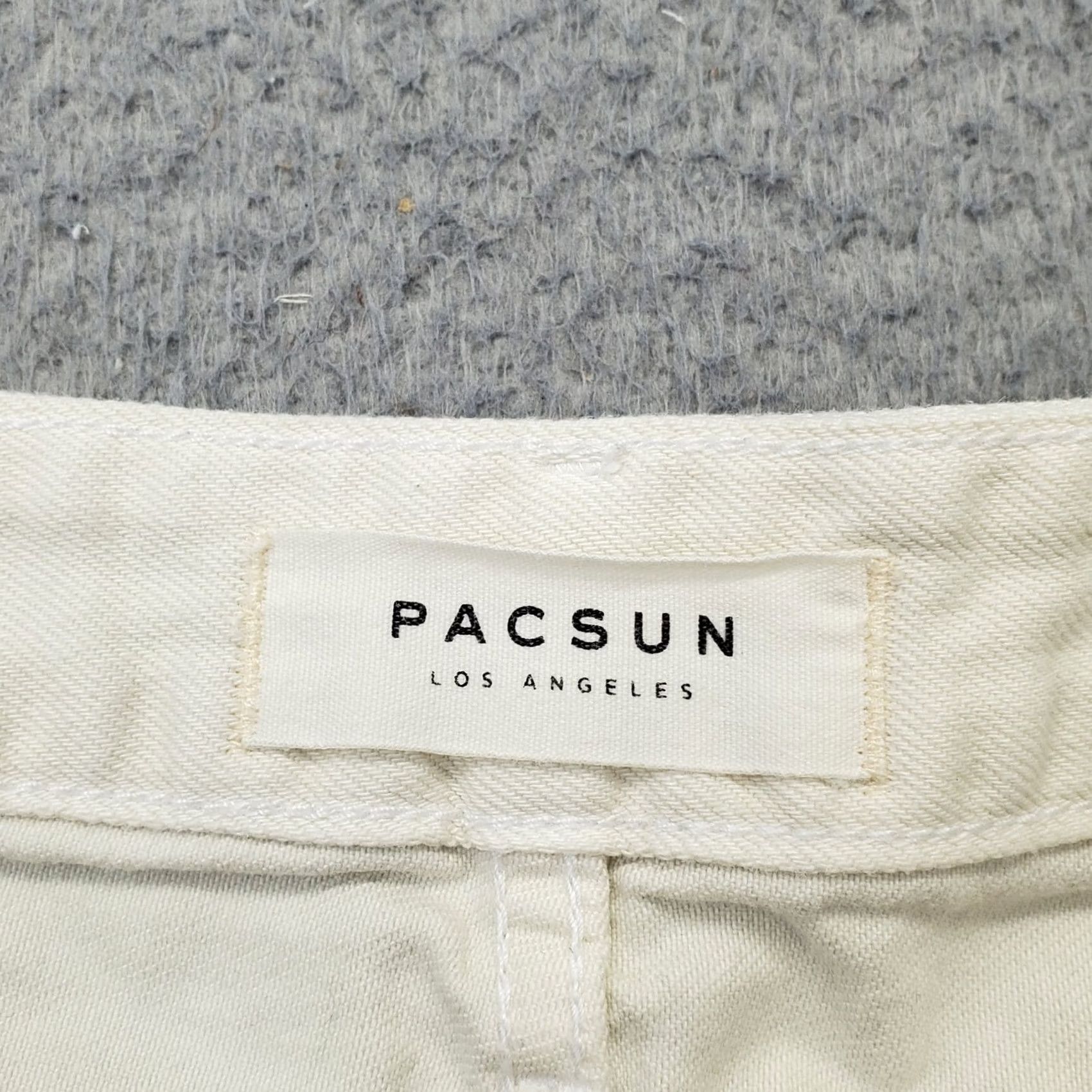 Pacsun PacSun Womens White Denim Light Wash Mid Rise Jean Shorts 25 Shorts 5-Pocket Distressed Cut-Off Summer Beach Walking Mens Womens Girls Size 42" / US 20 - 6 Thumbnail