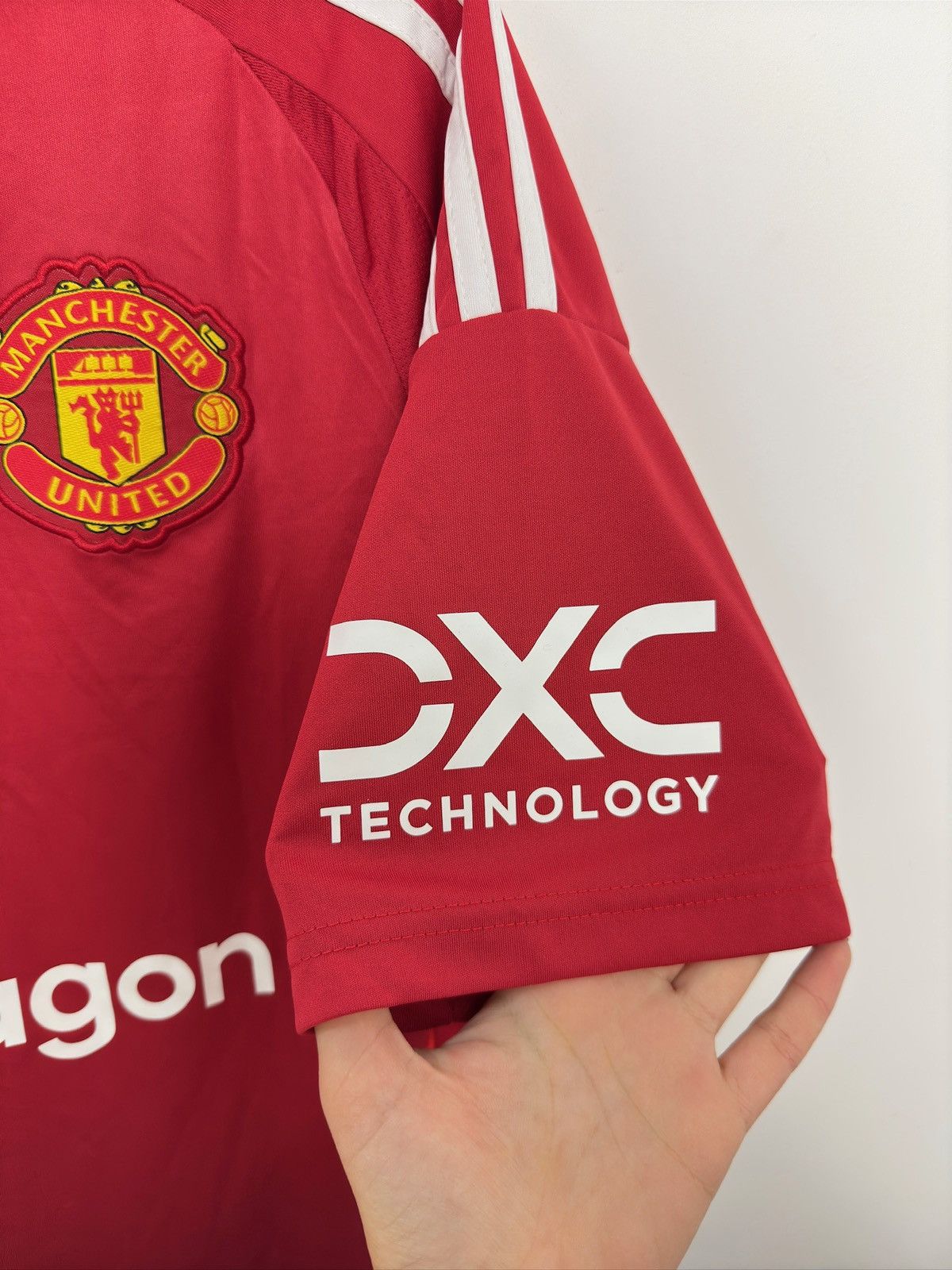 Adidas Manchester United 2024/2025 Home Football Shirt Adidas Size US L / EU 52-54 / 3 - 4 Thumbnail