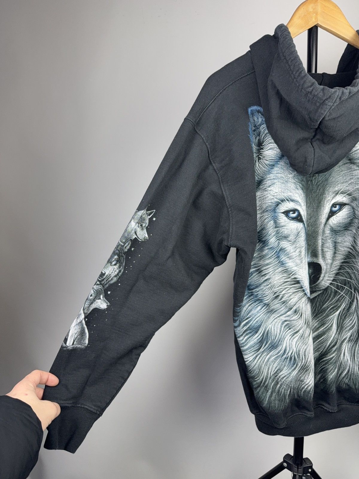 Vintage 00s Rock Eagle Wolf Print Zip Hoodie With Graphic Sleeves Size US L / EU 52-54 / 3 - 13 Thumbnail