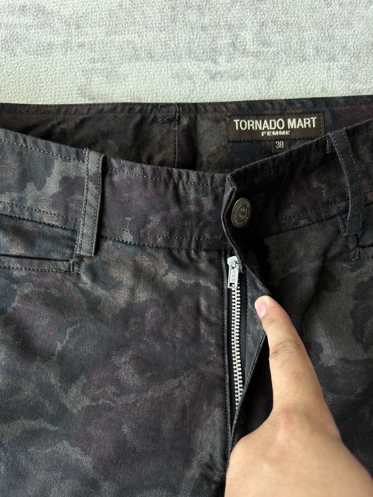 Tornado Mart Tornado Mart Flower Flared Pants Size US 27 - 8 Thumbnail