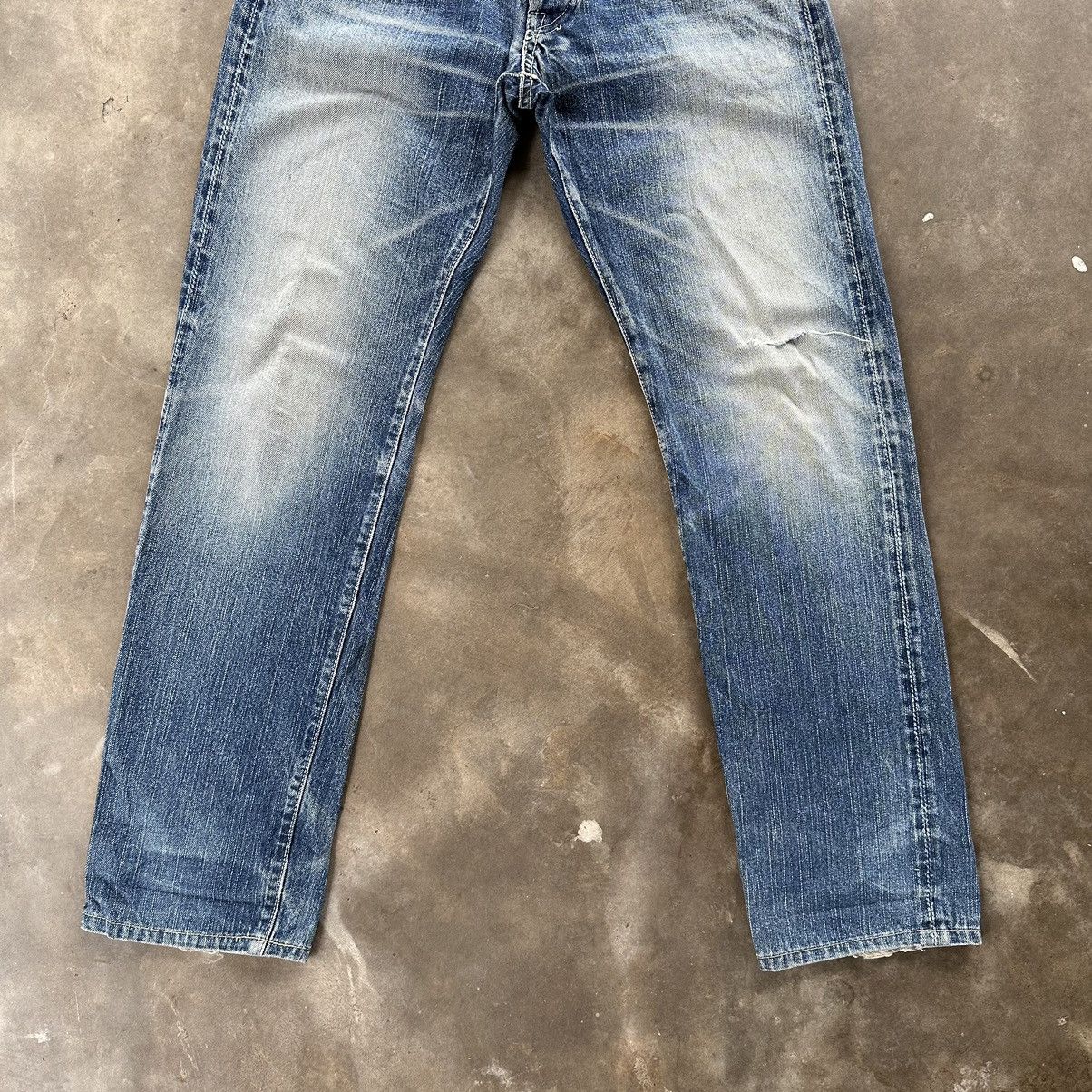 Japanese Brand Vintage Japanese Redline Distress Faded Denim Jean Pant W29 Size US 29 - 2 Thumbnail