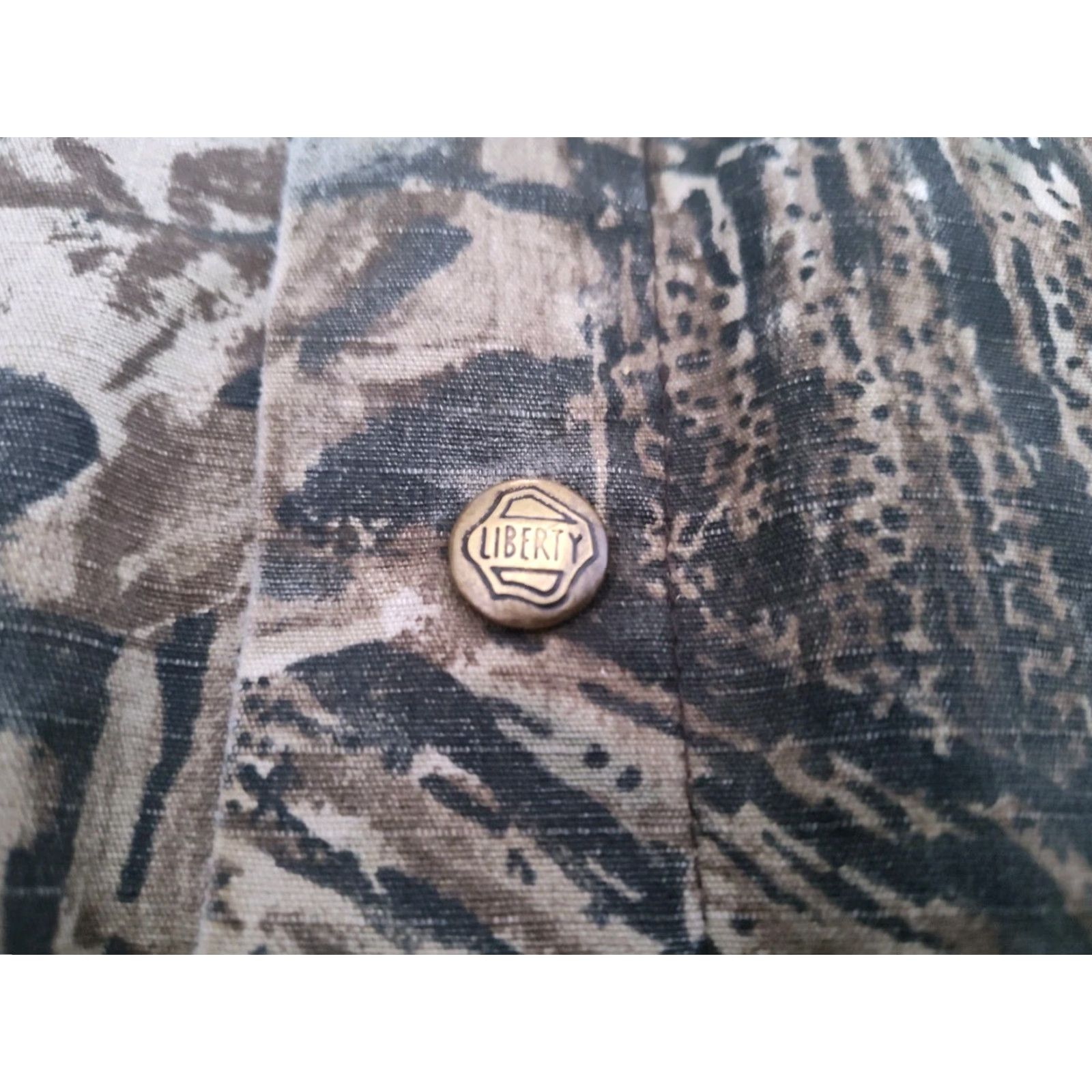 Realtree VINTAGE Liberty Men's Hunting Jacket Ripstop Camouflage US Made Size M Fall Spring Size US M / EU 48-50 / 2 - 5 Thumbnail