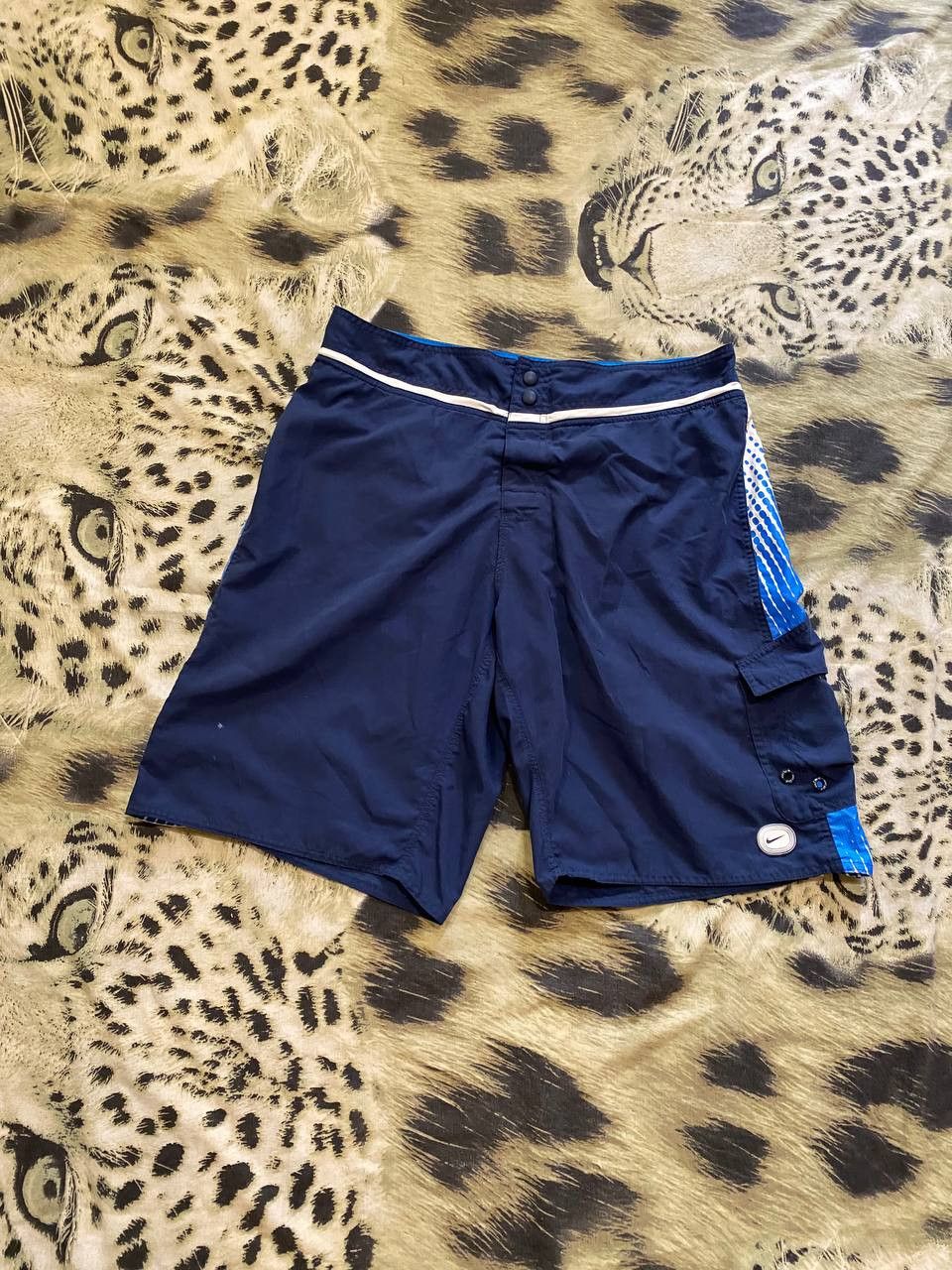 Nike Vintage blue Shorts big logo NIKE crazy Y2K streetwear Size US 32 / EU 48 - 7 Thumbnail