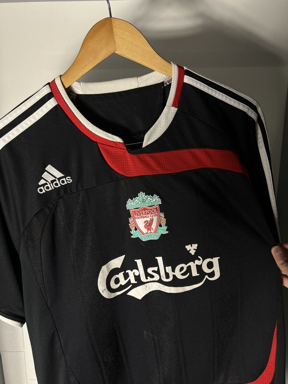 Vintage VERY RARE ADIDAS FC LIVERPOOL ENGLAND SOCCER JERSEY RETRO Size US L / EU 52-54 / 3 - 8 Thumbnail