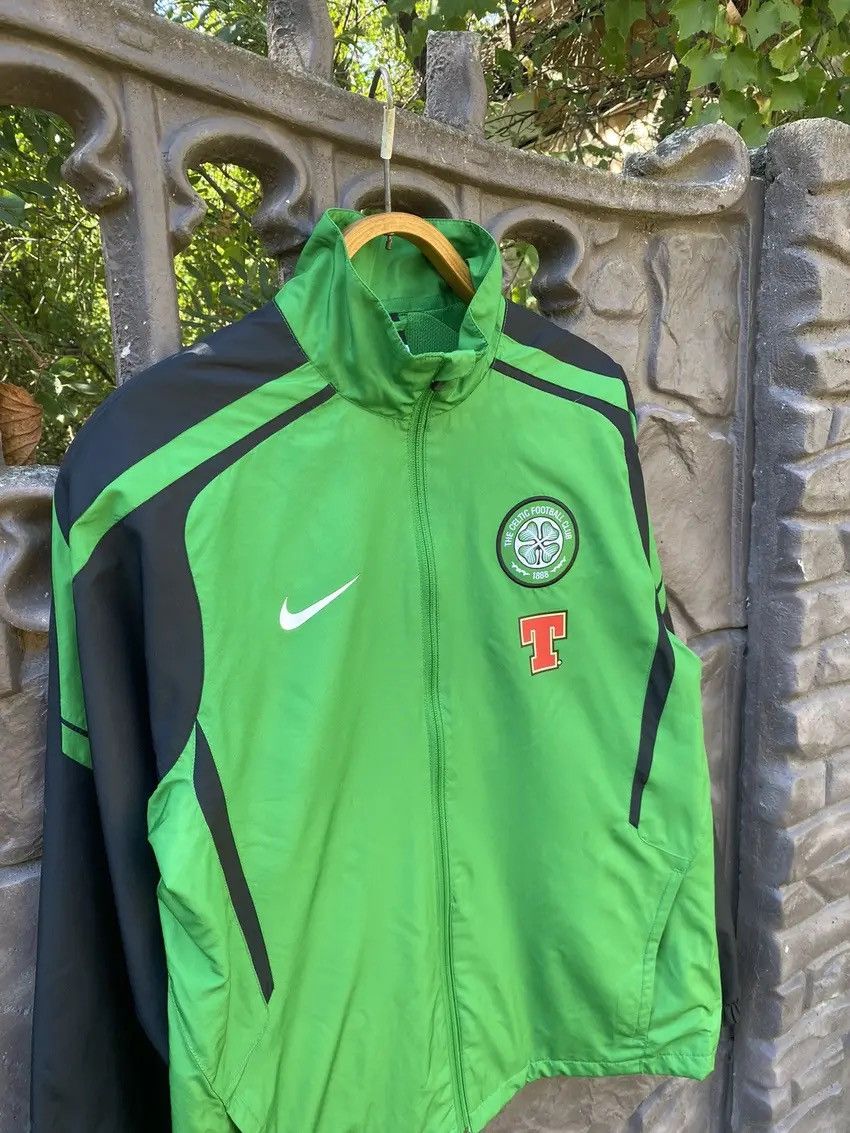Nike CELTIC 11/12 TRAINING FOOTBALL SOCCER JACKET NIKE 381821-391 Size US M / EU 48-50 / 2 - 7 Thumbnail