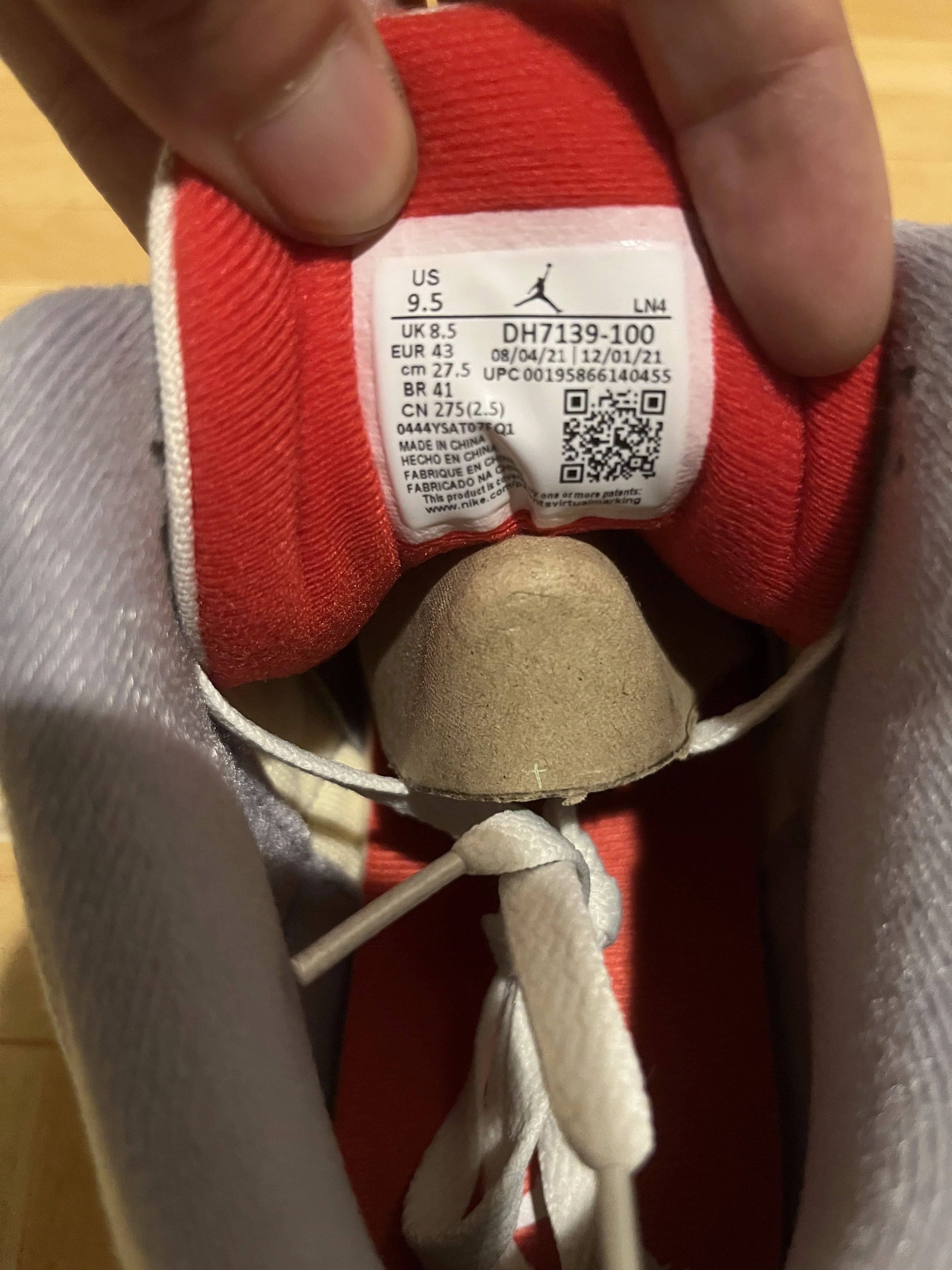 Jordan Brand Jordan 3 Retro Canvas Muslin Red Grey DH7139-100 Size 9.5 Size US 9.5 / EU 42-43 - 7 Thumbnail