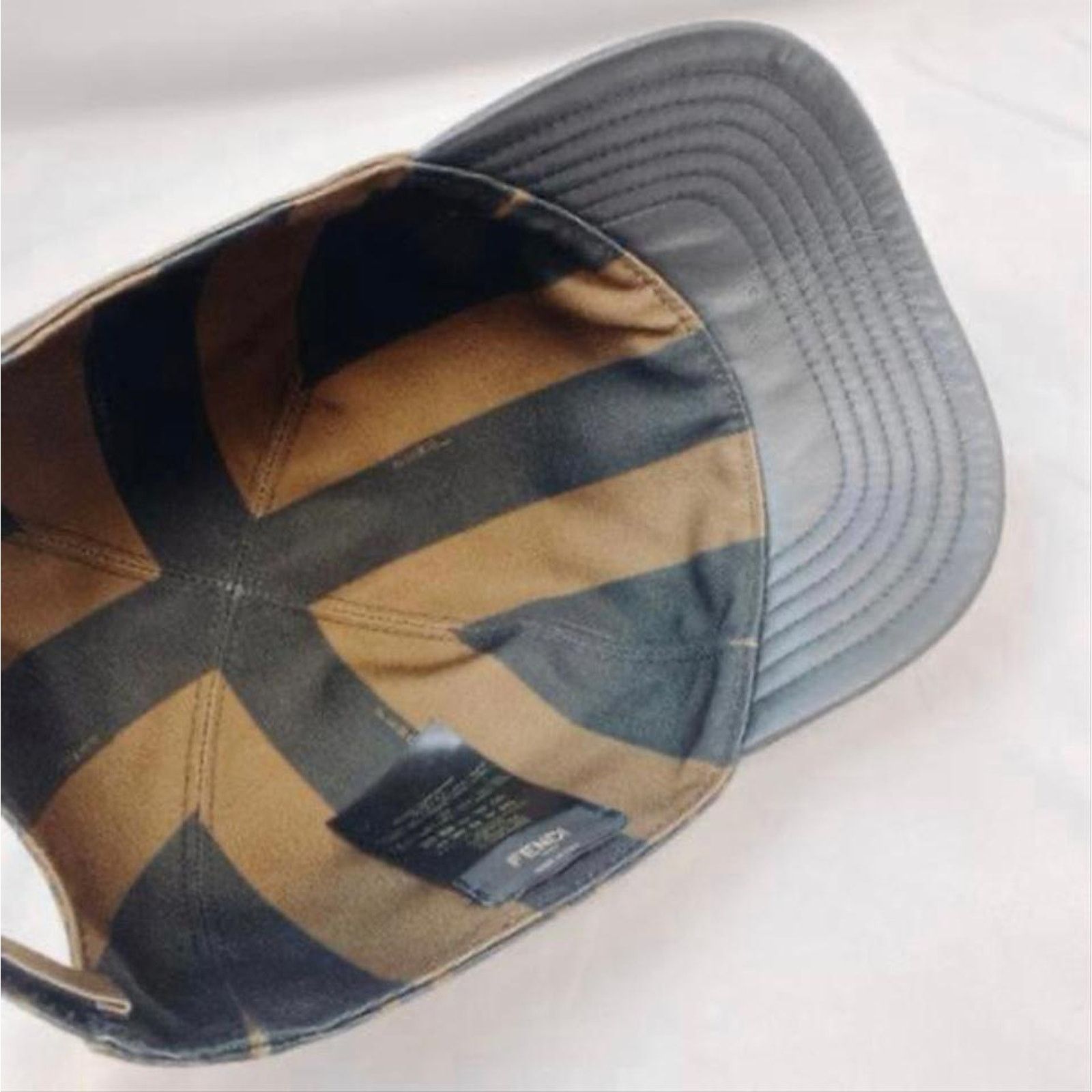 Fendi FF logo stripe reversible baseball hat Size ONE SIZE - 4 Thumbnail