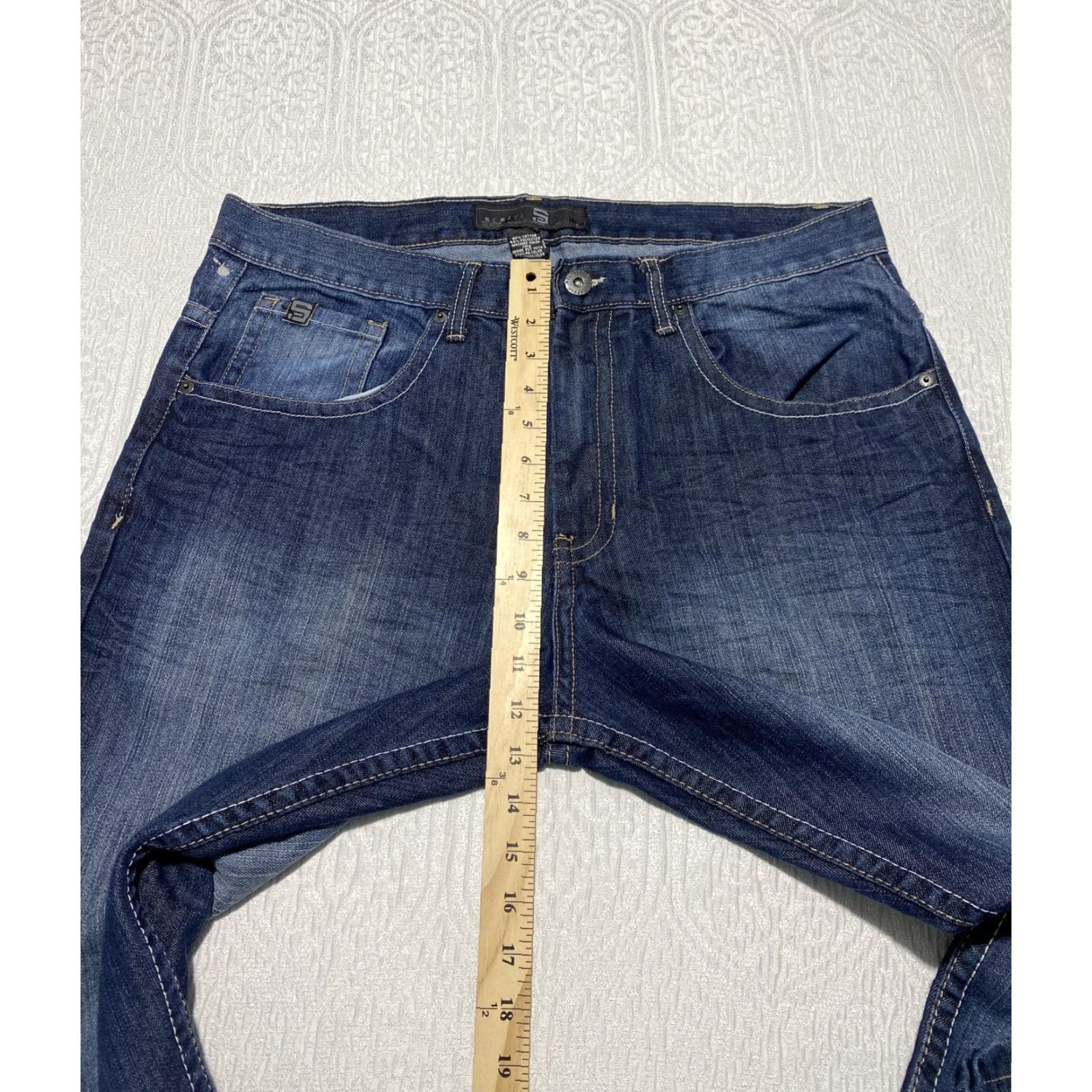 Denime MCMXCI Jeans Mens 38x32 Blue Medium Wash Straight Leg Denim 5-Pocket Logo Zip Fly Butt Patch Size US 38 / EU 54 - 5 Thumbnail