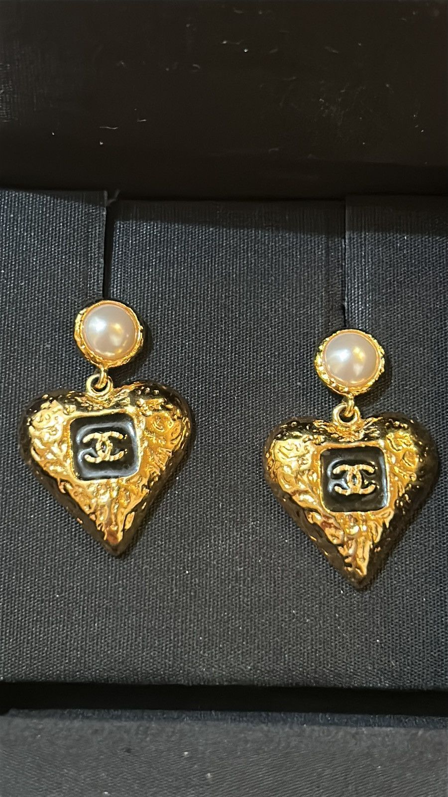 Chanel Heart Shaped CC Black Enamel Faux Pearl Earrings