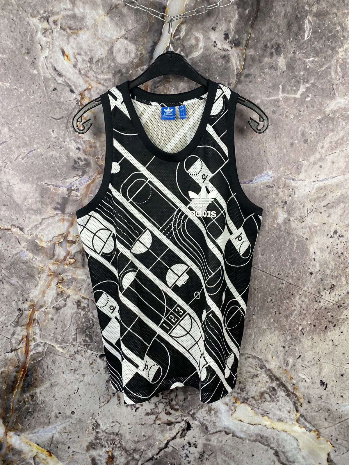 Adidas Men’s Adidas Sleeveless Shirt Basketball Sportswear Size L Size US L / EU 52-54 / 3 - 1 Thumbnail