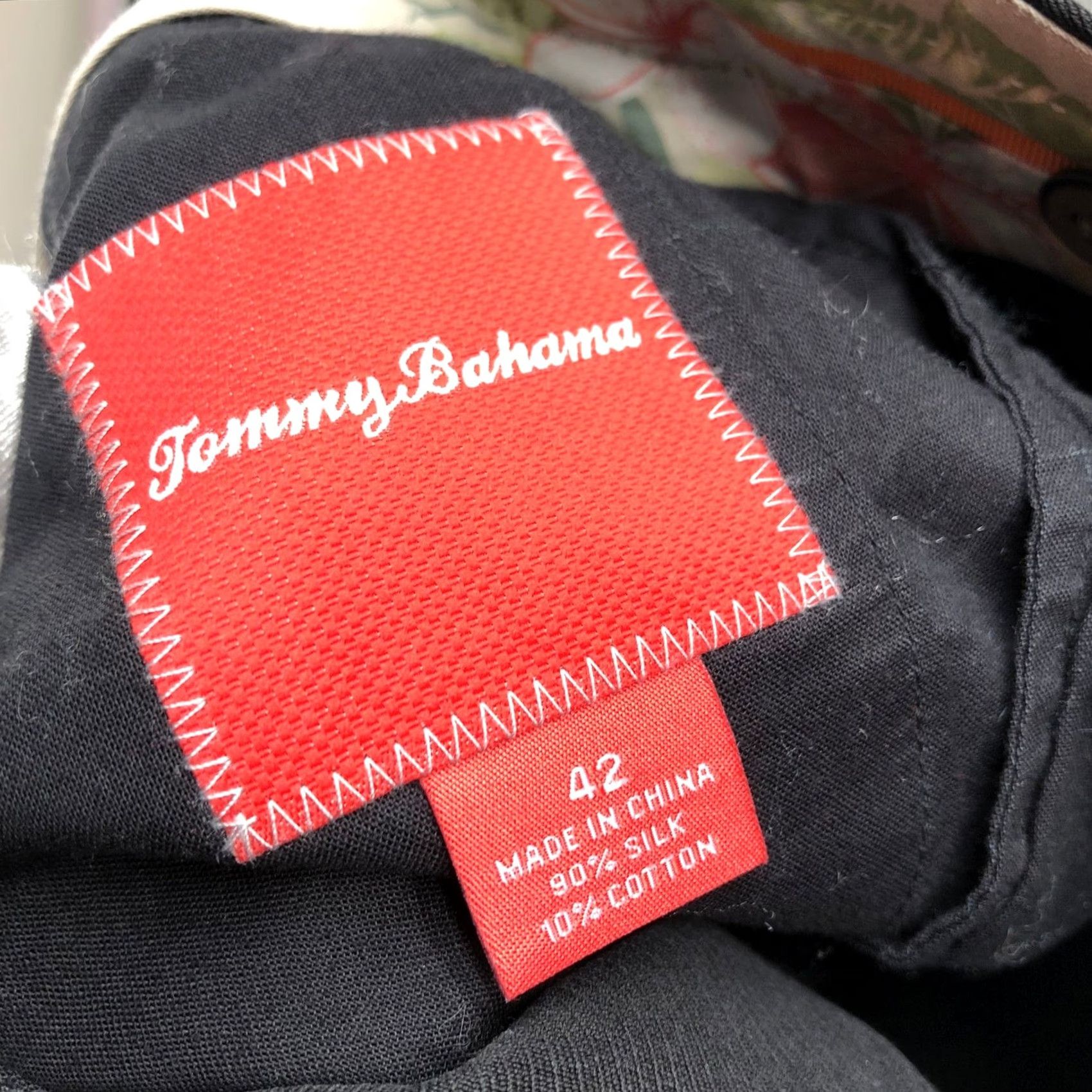 Tommy Bahama Tommy Bahama Silk Blend Shorts Mens 42 Black Pleated Front Relaxed 9" Inseam Size US 42 / EU 58 - 7 Thumbnail