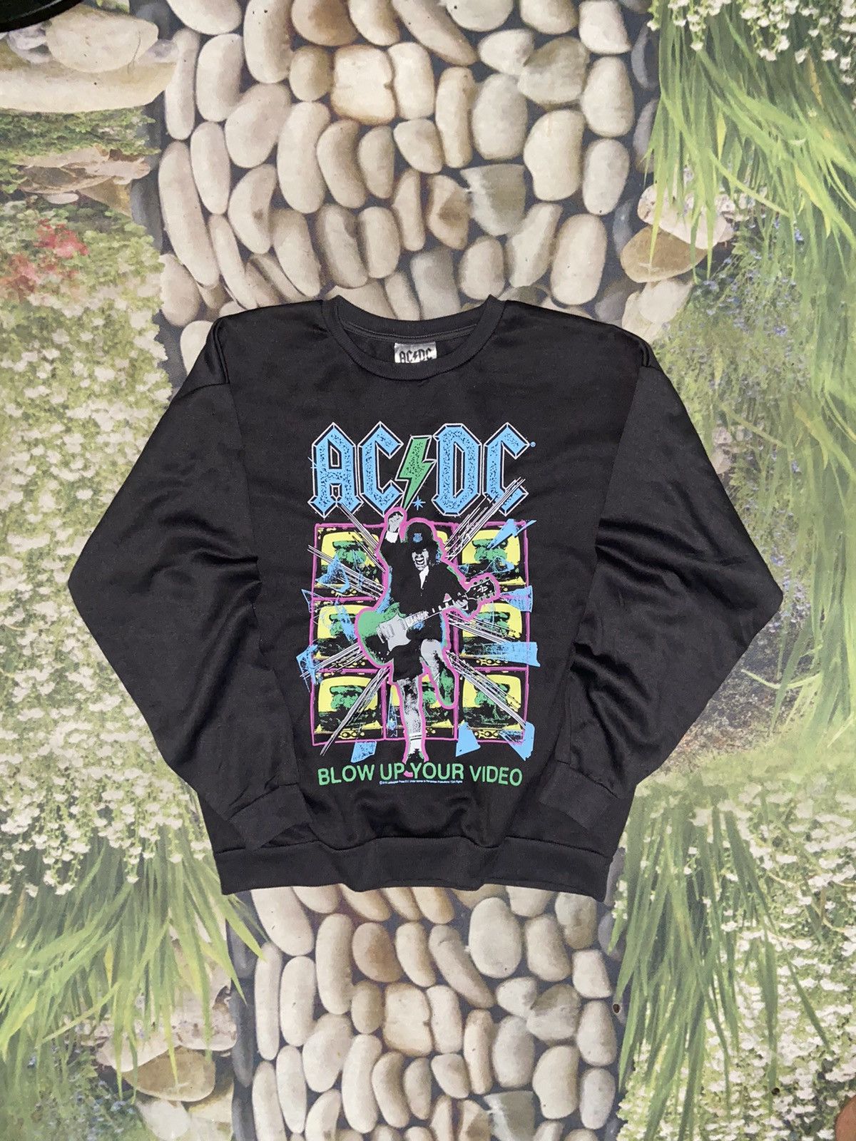 Band Tees SWEATSHIRT ACDC BLOW UP YOUR VIDEO Size US M / EU 48-50 / 2 - 1 Thumbnail