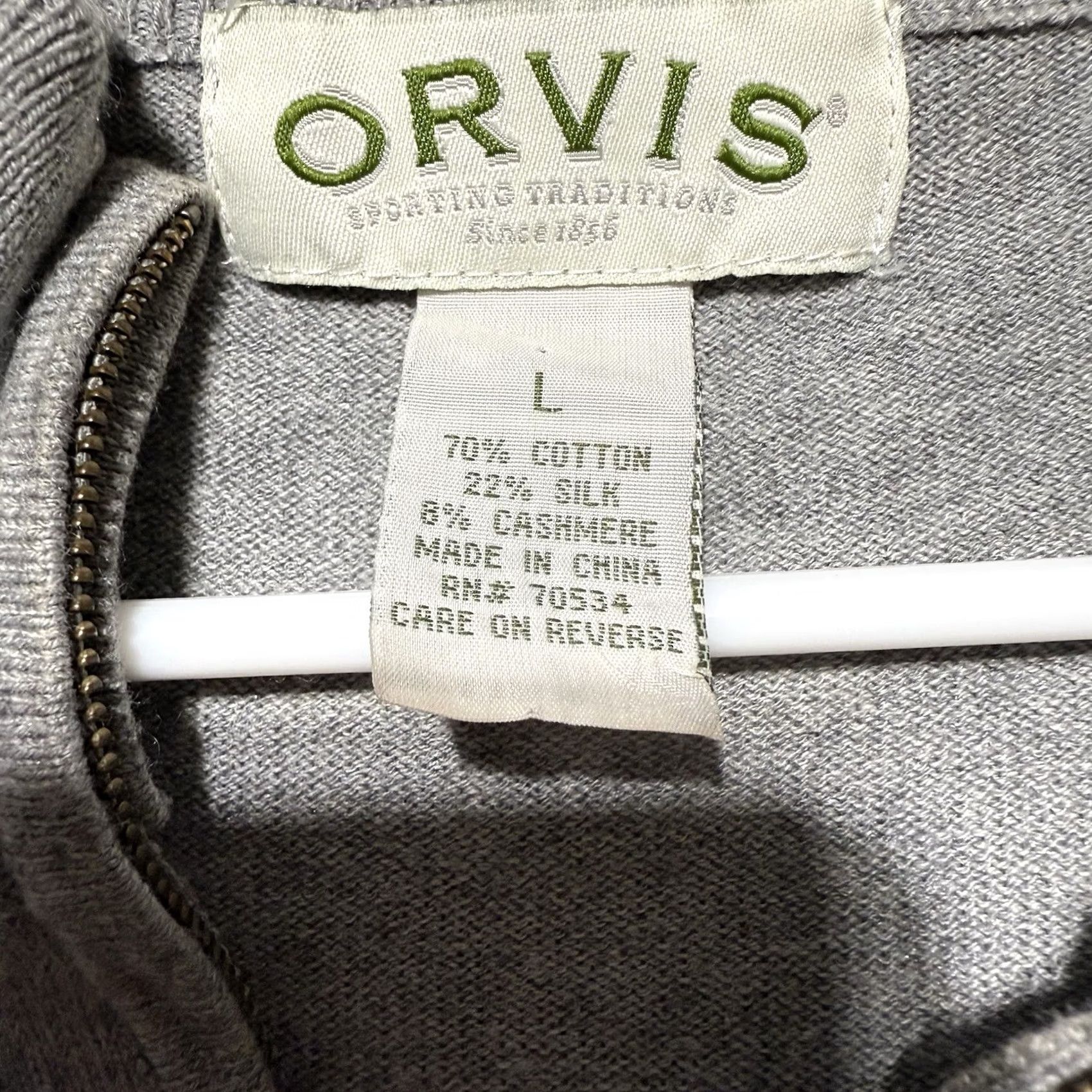 Orvis Orvis Mens Gray Cashmere Silk Cotton Blend Business Casual Golf Sweater L Men's Pullover Long Sleeve Size L Gray 100% Cotton Silk Blend Golf Size US L / EU 52-54 / 3 - 5 Thumbnail