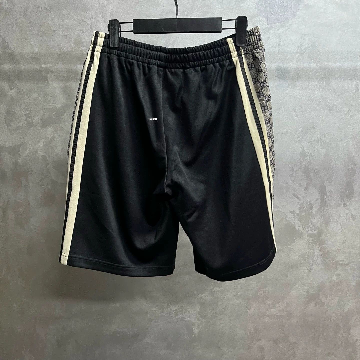 Gucci Gucci Latest Black Side Double G Stripe Shorts Size US 30 / EU 46 - 5 Thumbnail
