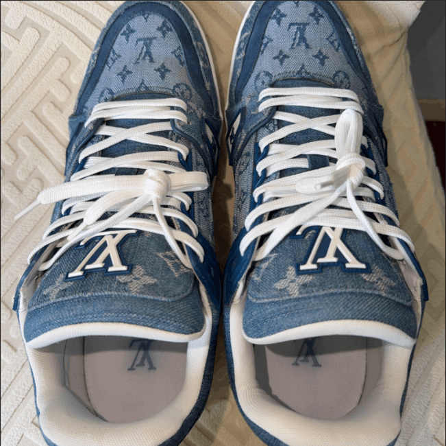 Louis Vuitton Louis Vuitton low-top sneakers Size US 11 / EU 44 - 3 Thumbnail
