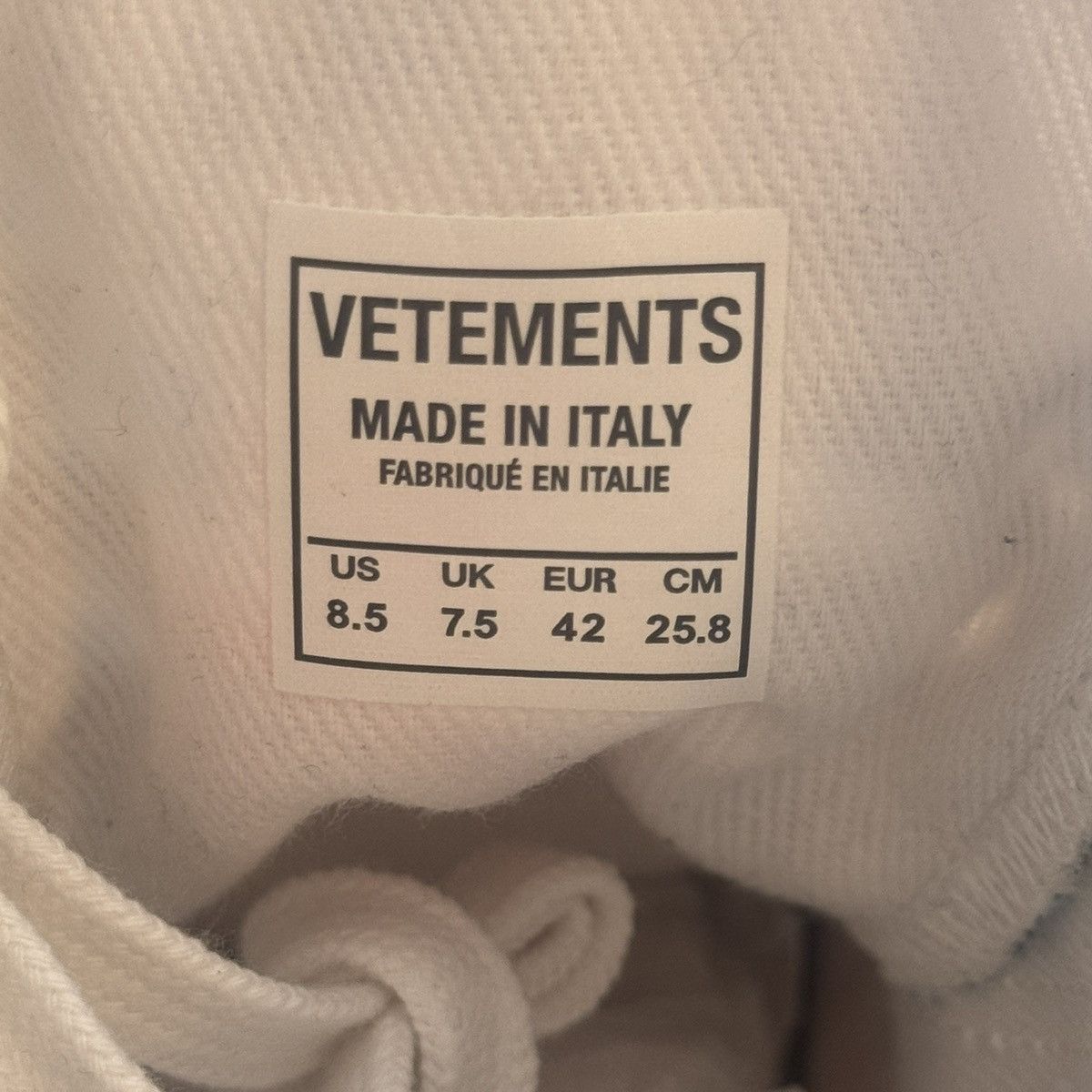 Vetements VETEMENTS White Graffiti High-Top Canvas Sneaker (FW18) Size US 9 / EU 42 - 7 Thumbnail