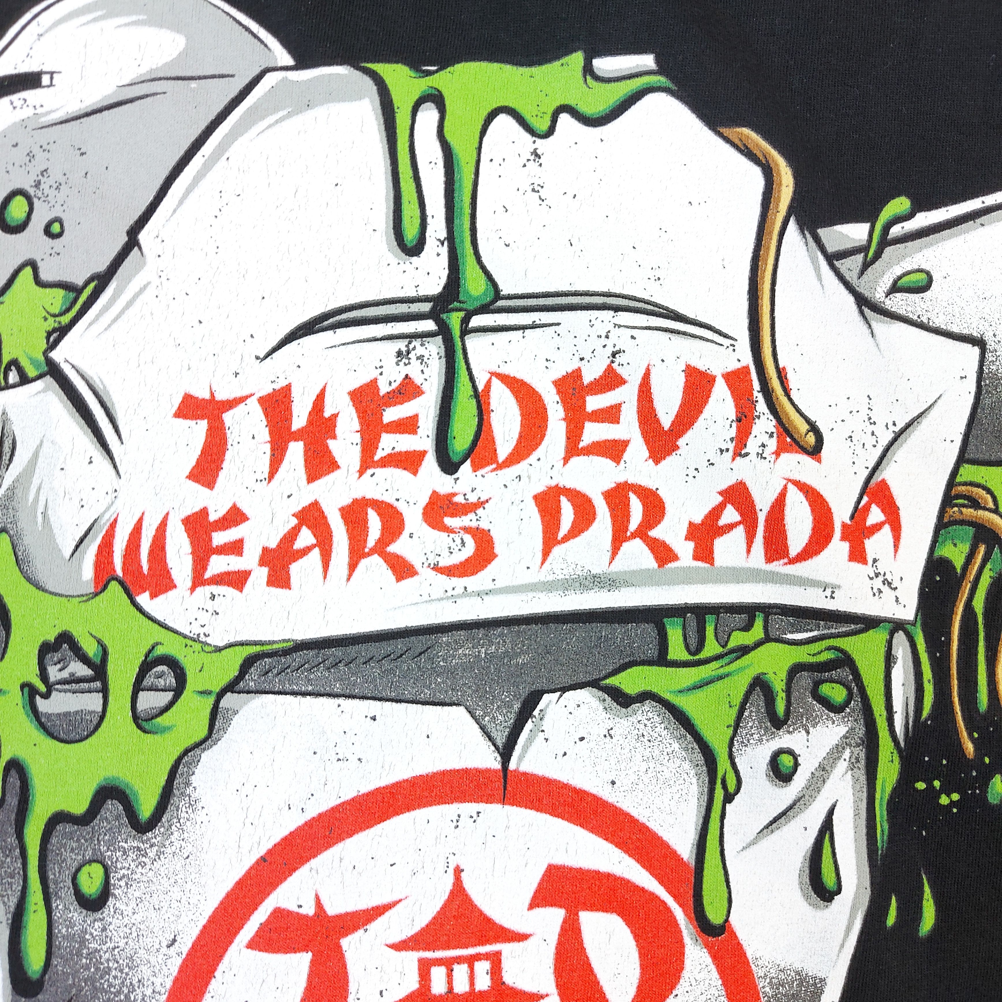 Band Tees VTG The Devil Wears Prada Band Chinese Takeout Noodle TEE Size US M / EU 48-50 / 2 - 6 Thumbnail