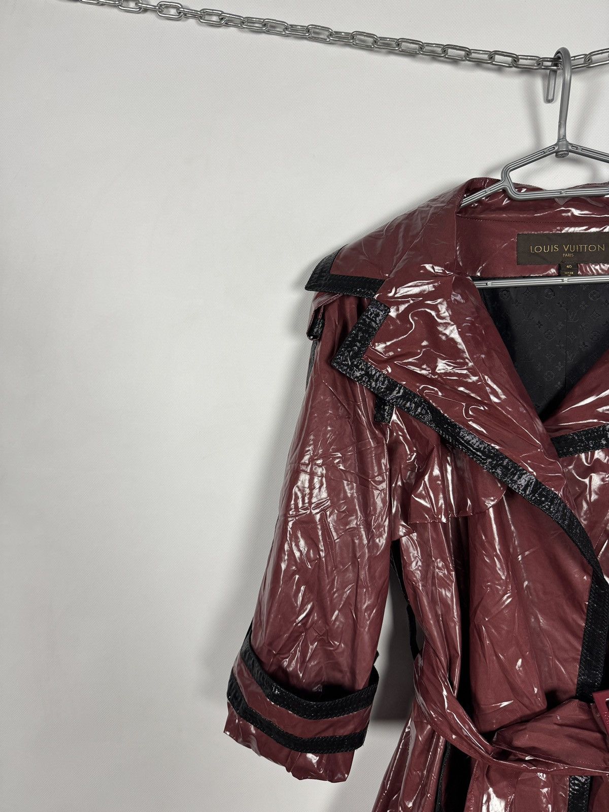 Louis Vuitton Louis Vuitton Vintage Glossy Coated Trench Jacket Belted Size S / US 4 / IT 40 - 2 Thumbnail