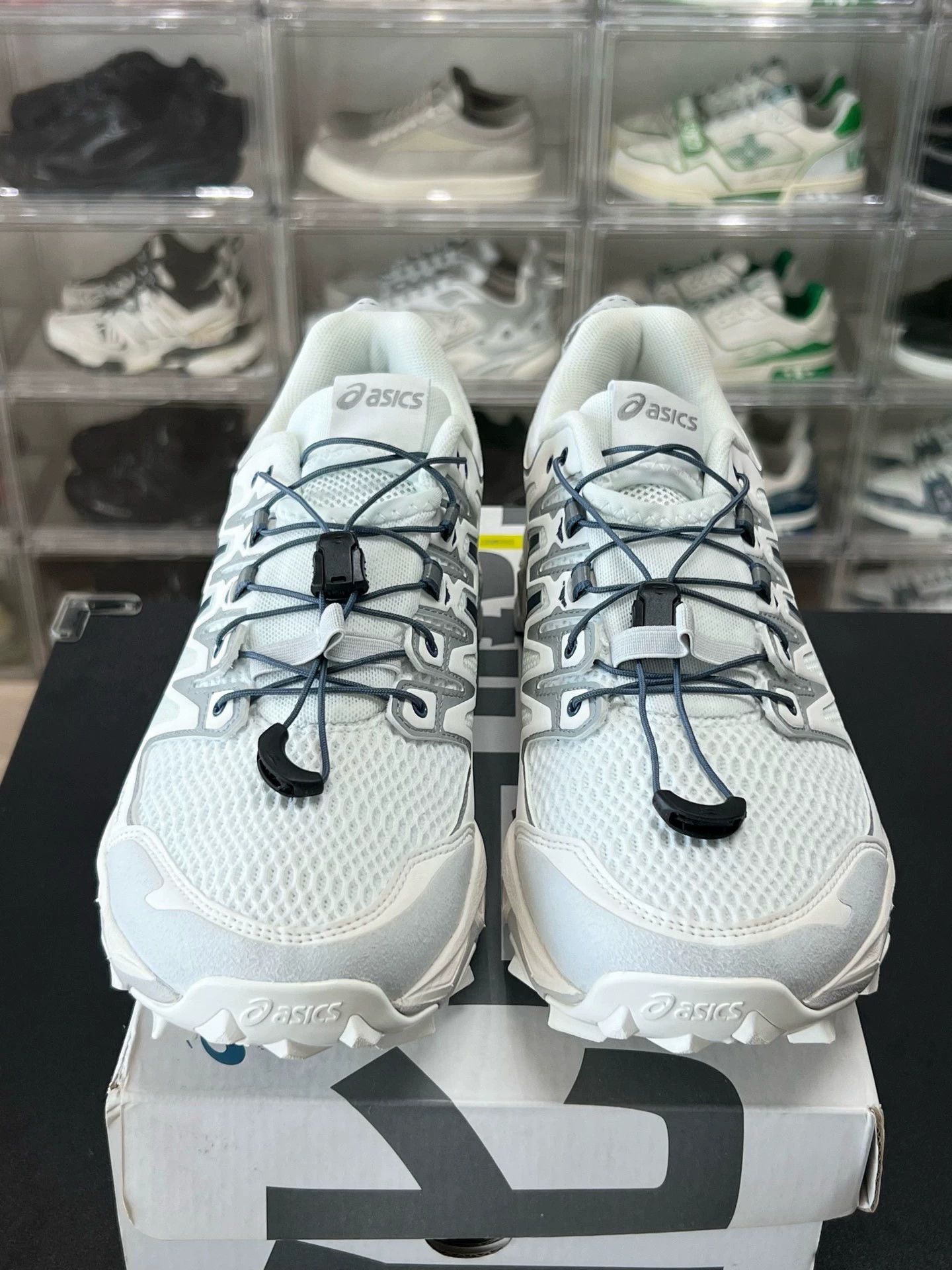 Adidas asics gel chemical collaboration running shoes Size US 9.5 / EU 42-43 - 2 Thumbnail