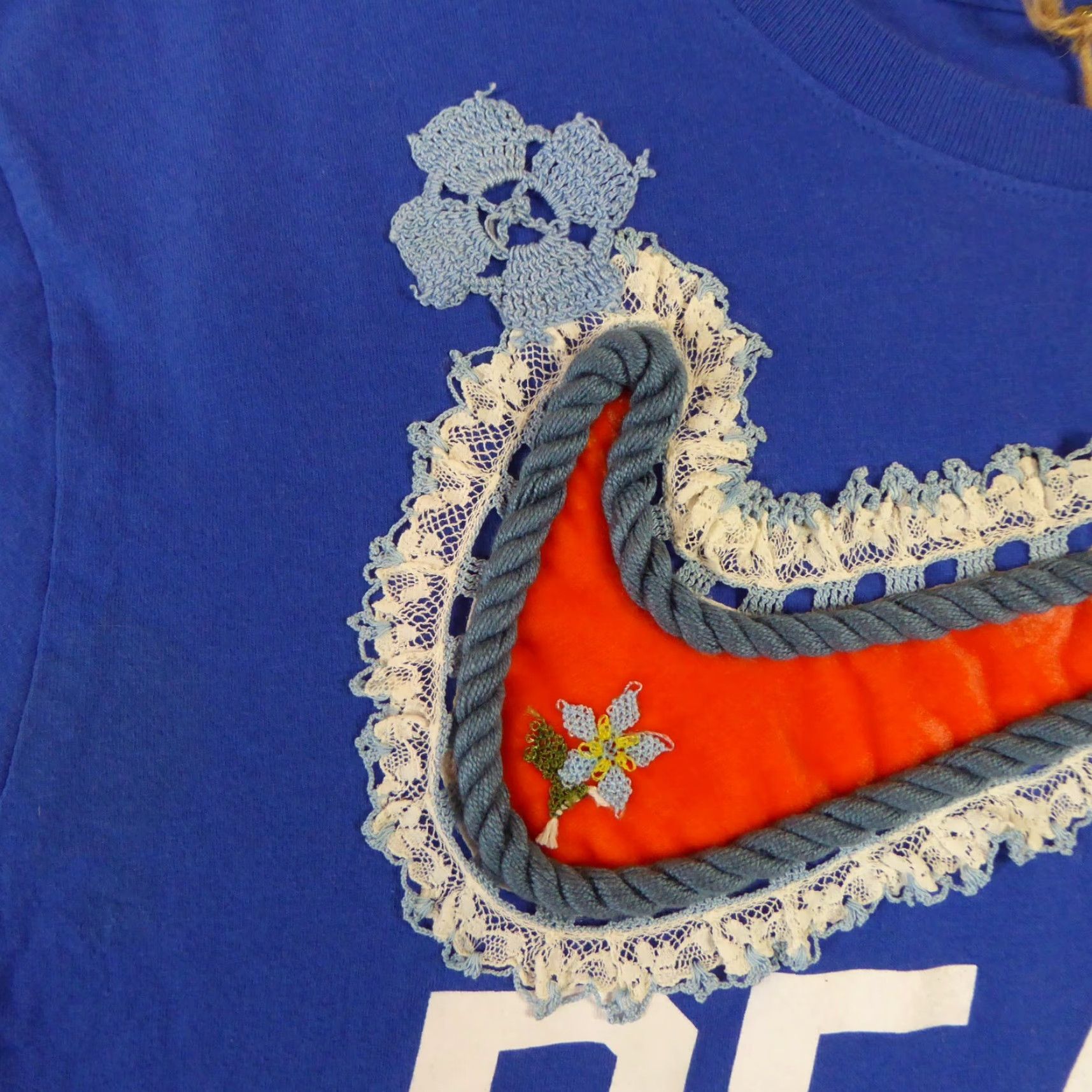 BENTGABLENITS X NIKE Custom Blue Short Sleeve Shirt Men's XL Tee