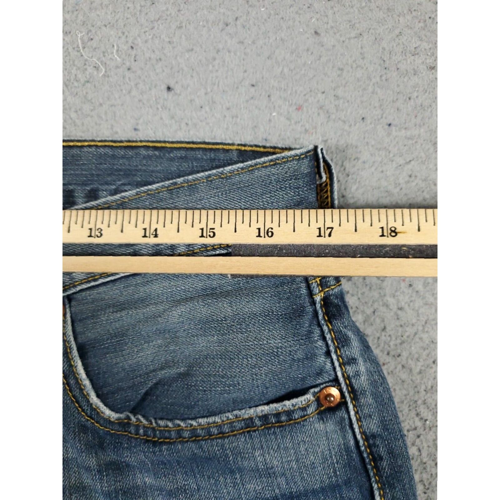 Levi's Levis 501 Mens Jeans Blue Straight Leg Denim Pants Size 34x29 Size US 34 / EU 50 - 4 Thumbnail