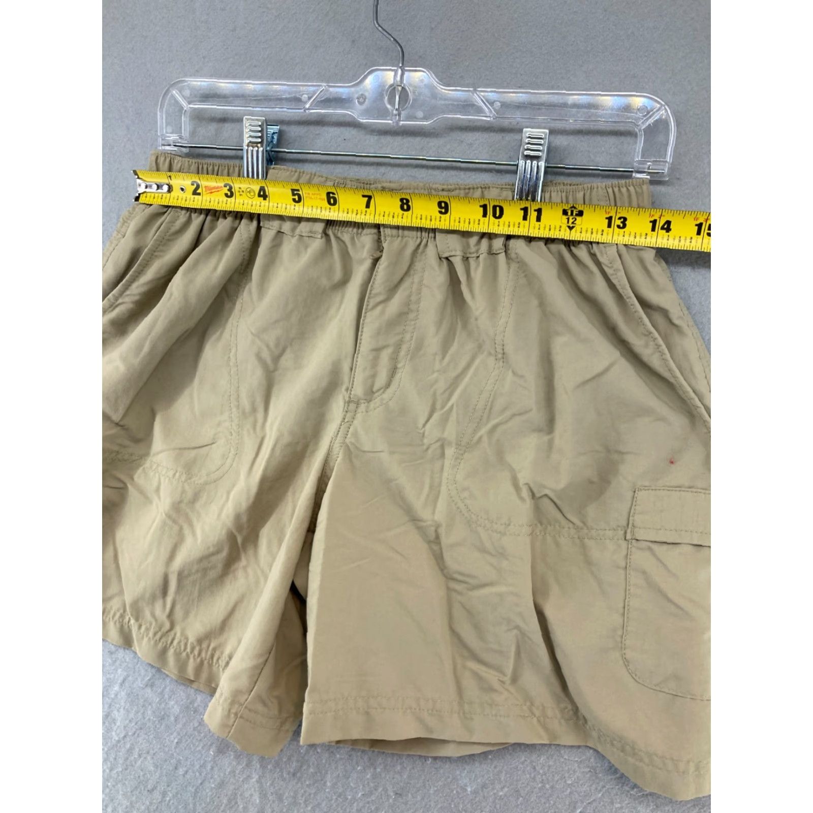 Vintage Columbia Womens Shorts Cargo Hiking Beige Small 28in Inseam 5in Nylon Shorts Value/Outdoor Activewear 90s? No Decade - Adult Small Beige Cargo Pocket Size 28" / US 6 / IT 42 - 2 Thumbnail