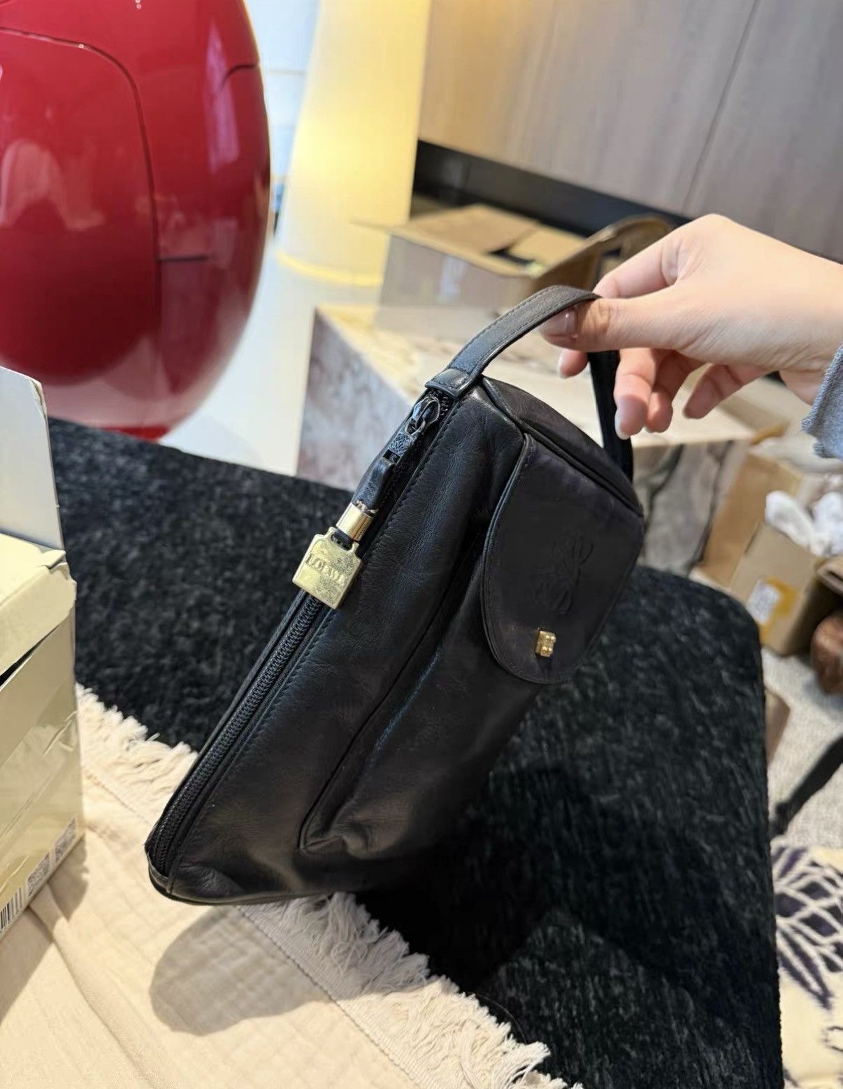 Loewe Loewe Vintage Black Lambskin Vertical Mini Handbag J36 Size ONE SIZE - 3 Thumbnail