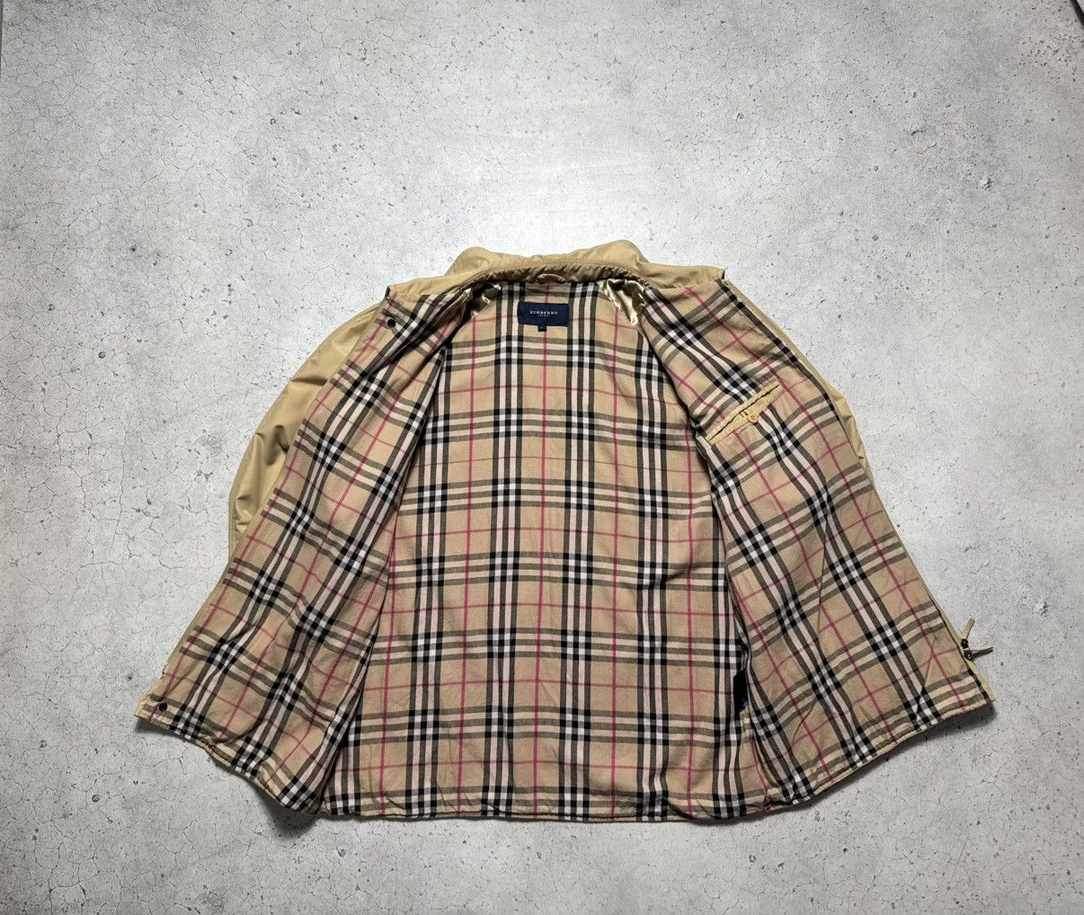Burberry Burberry London Vintage Brown Light Jacket Size L Casual Size US L / EU 52-54 / 3 - 5 Thumbnail