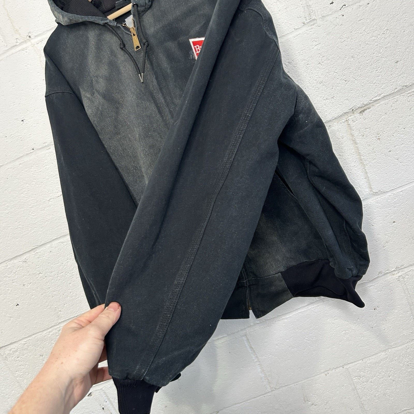 Carhartt Carhartt Thermal Hooded Active Jacket “Black” Budweiser J131 Size US XL / EU 56 / 4 - 10 Thumbnail