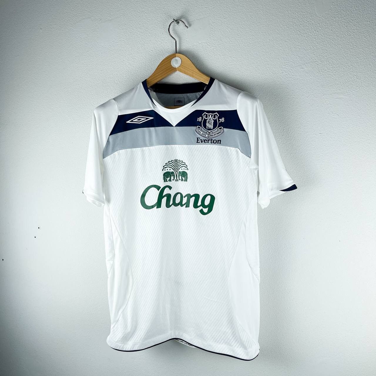Umbro Umbro Jersey Everton Size US M / EU 48-50 / 2 - 2 Thumbnail