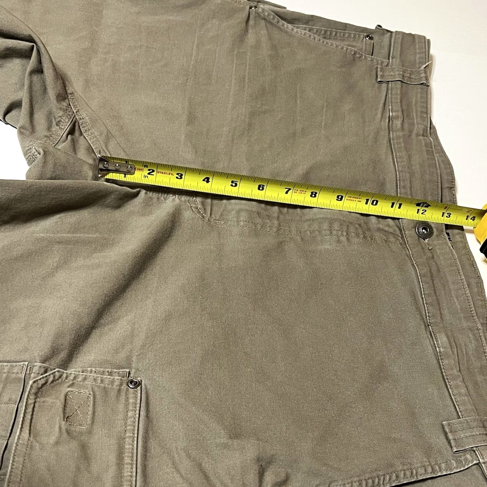 CO Duluth Fire Hose Cool Max Flex Carpenter Shorts Mens Size 48 Brown Cargo Workwear Stretch Pockets 10in Inseam Flat Front Zip Size US 32 / EU 48 - 4 Thumbnail