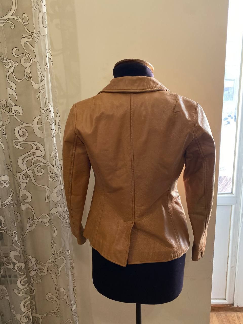Gap Vintage Gap Genuine Leather Jacket (XS) Size XS / US 0-2 / IT 36-38 - 4 Thumbnail
